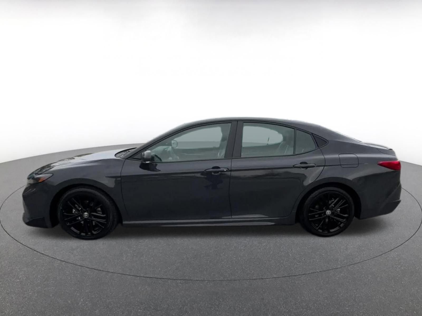 Thumbnail: 2025 Toyota Camry - 9