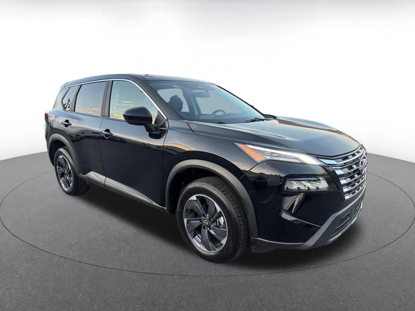 Thumbnail: 2025 Nissan Rogue - 1