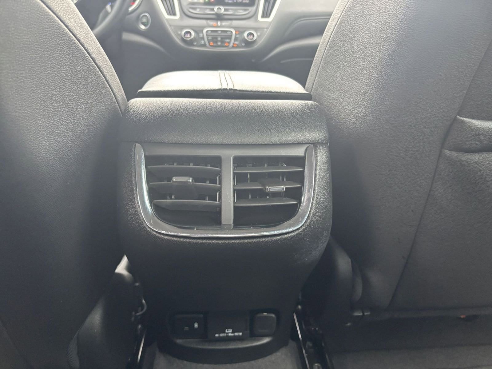 Thumbnail: 2024 Chevrolet Malibu - 24