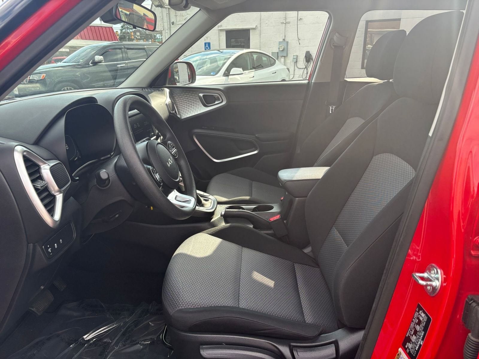 Thumbnail: 2025 Kia Soul - 24