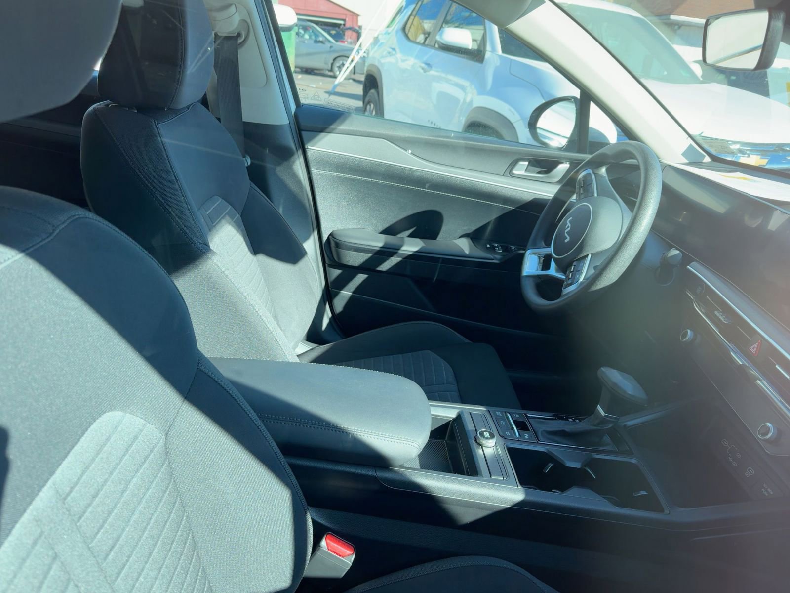 Thumbnail: 2025 Kia K5 - 8