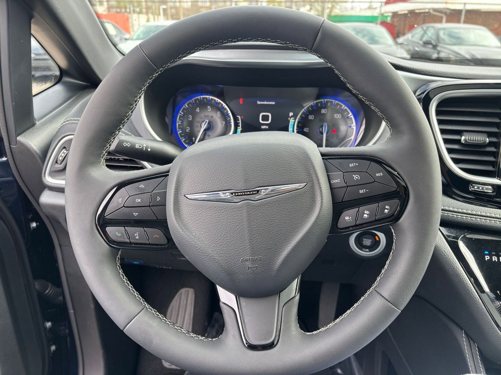 Thumbnail: 2025 Chrysler Pacifica - 31