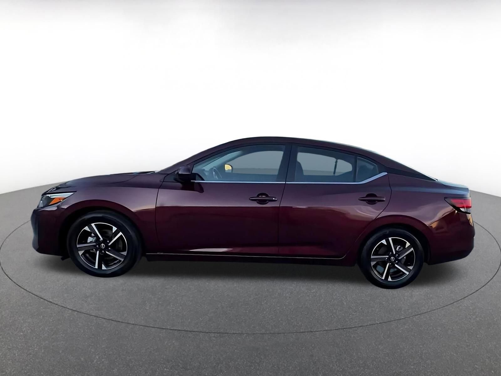 Thumbnail: 2025 Nissan Sentra - 9