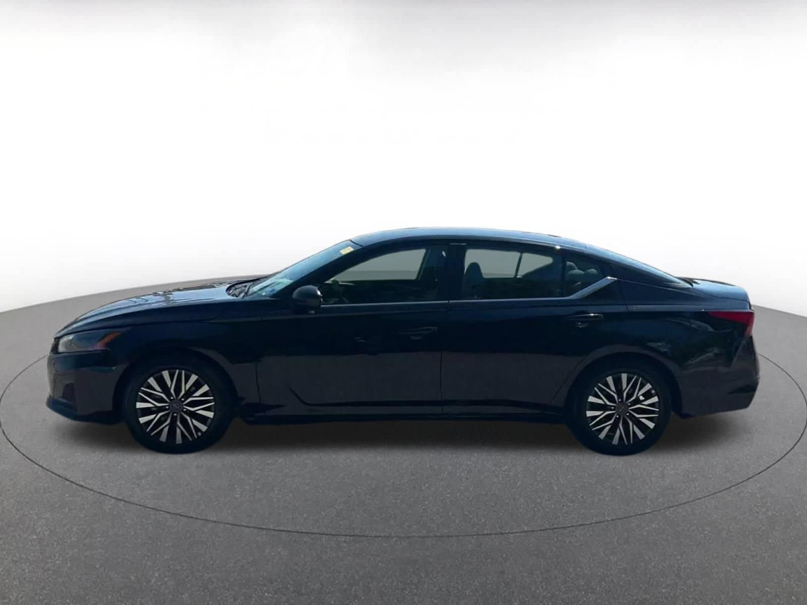 Thumbnail: 2026 Nissan Altima - 8