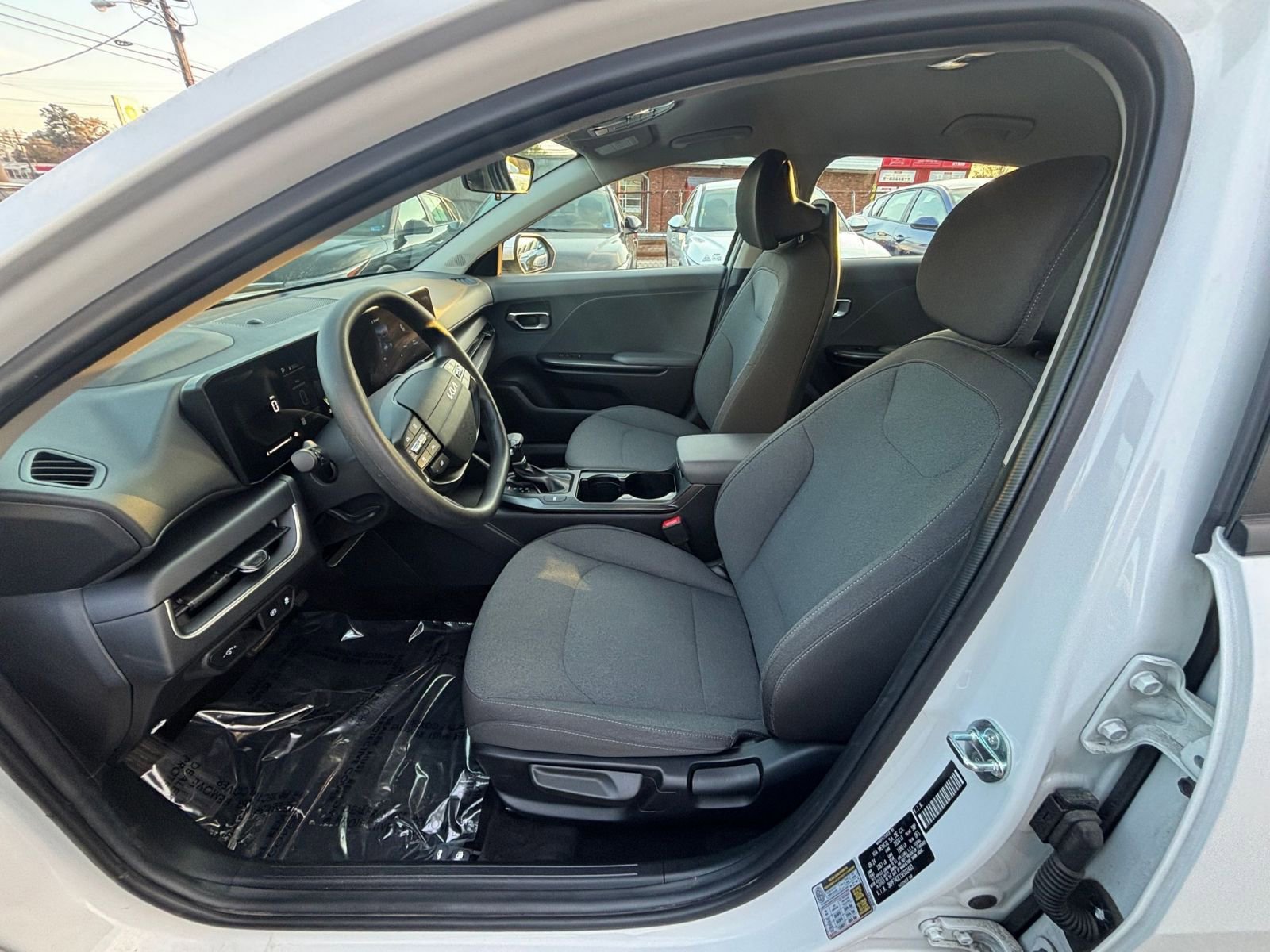 Thumbnail: 2025 Kia K4 - 28