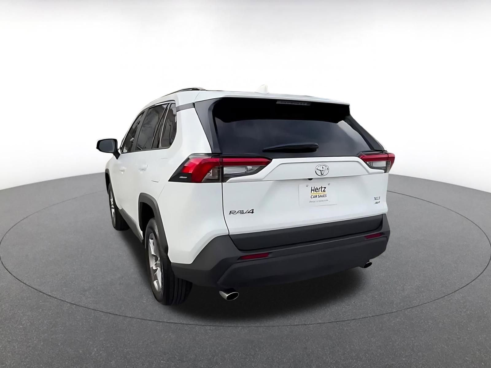 Thumbnail: 2025 Toyota RAV4 - 11