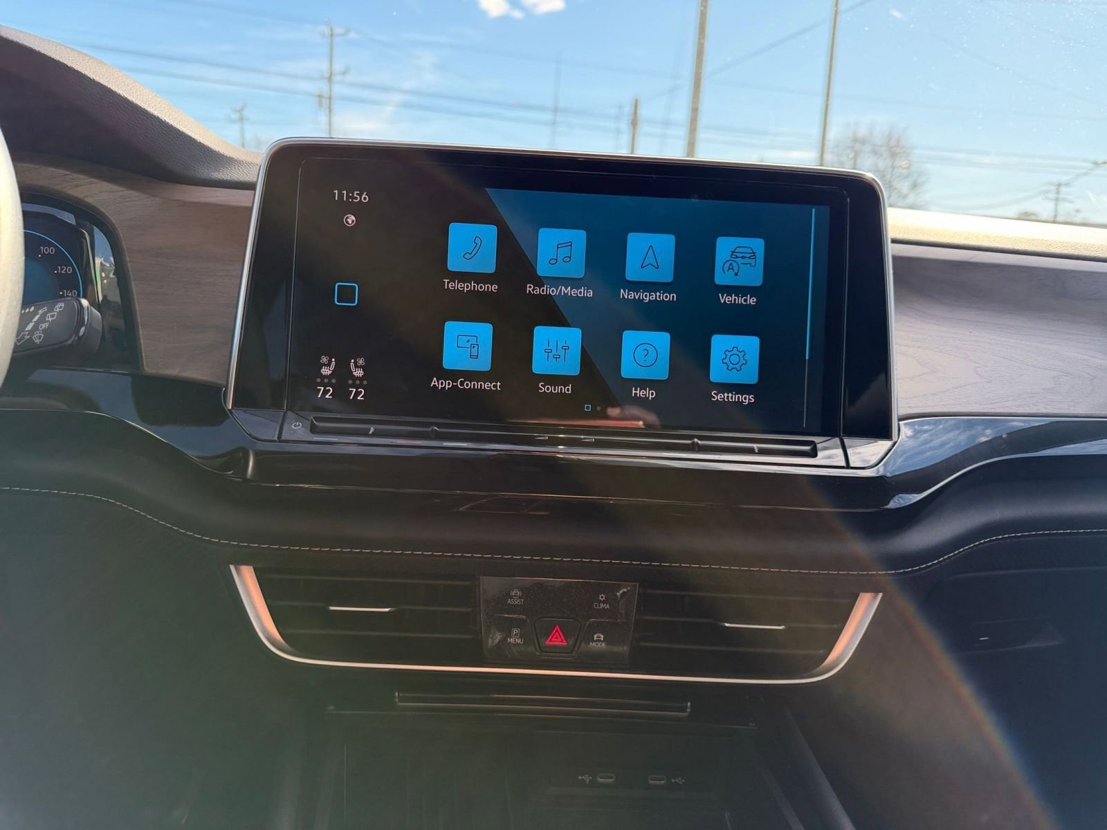 Thumbnail: 2025 Volkswagen Atlas - 18