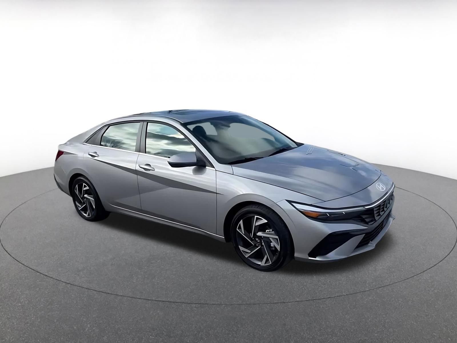 Thumbnail: 2025 Hyundai Elantra - 2