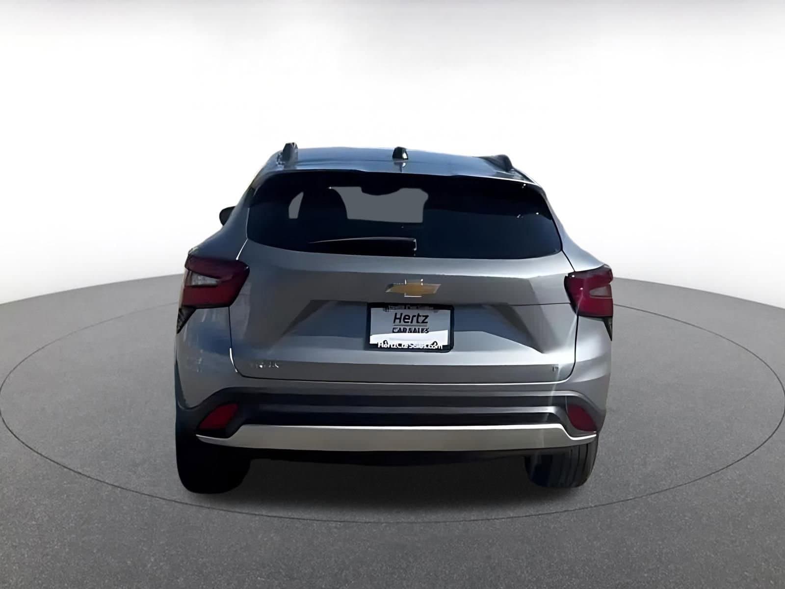 Thumbnail: 2025 Chevrolet Trax - 12