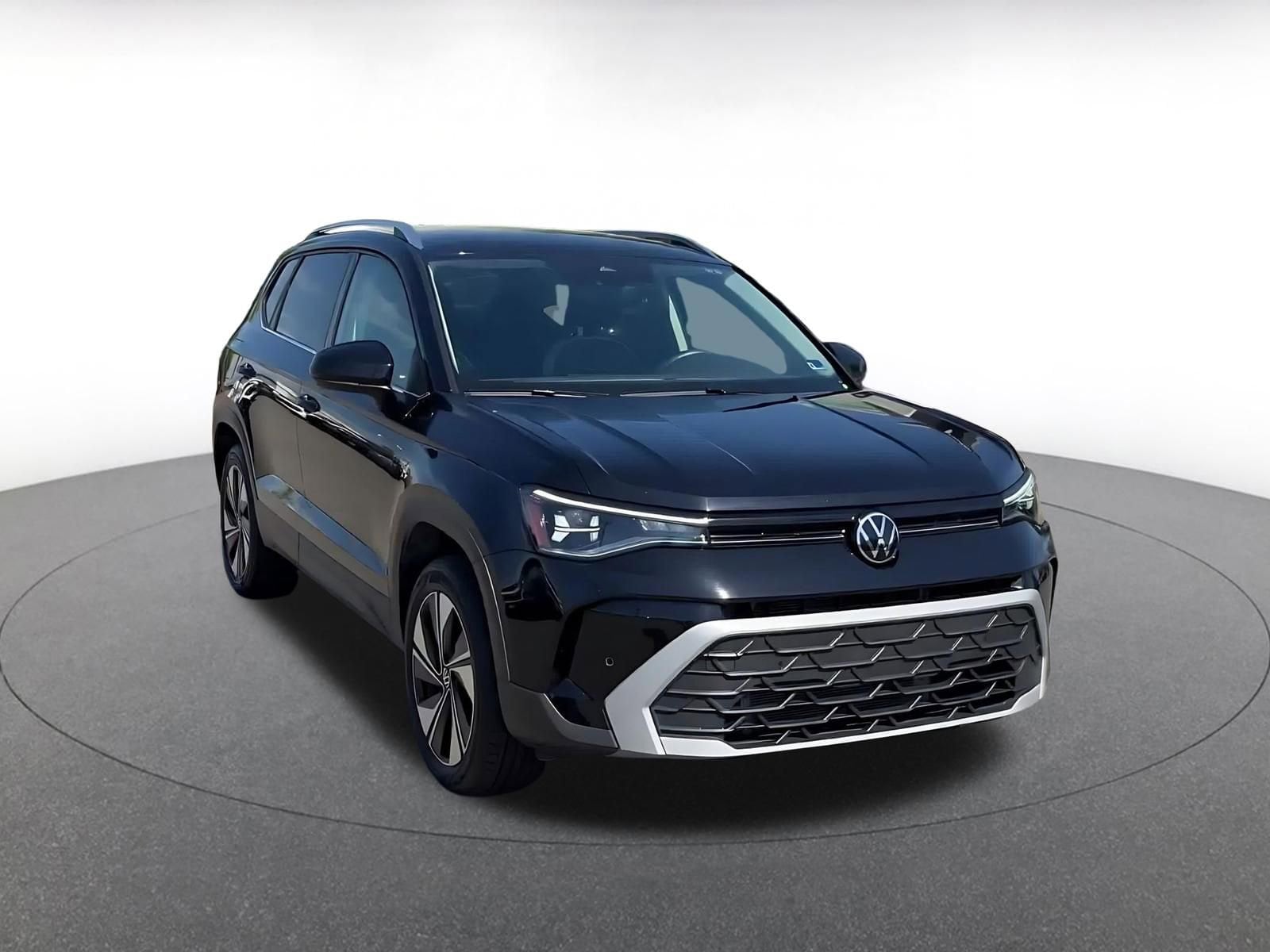 Thumbnail: 2025 Volkswagen Taos - 3