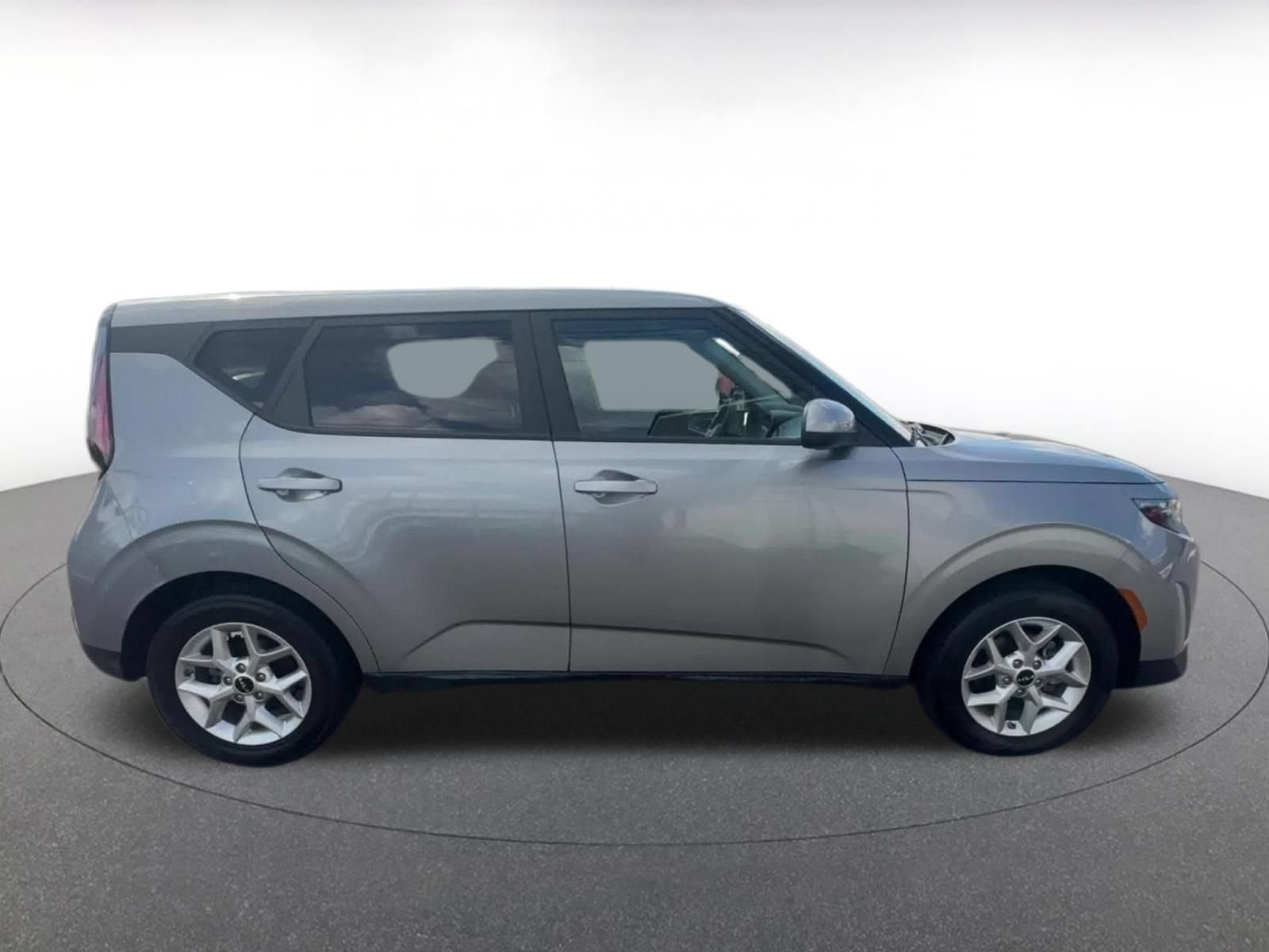 Thumbnail: 2025 Kia Soul - 16