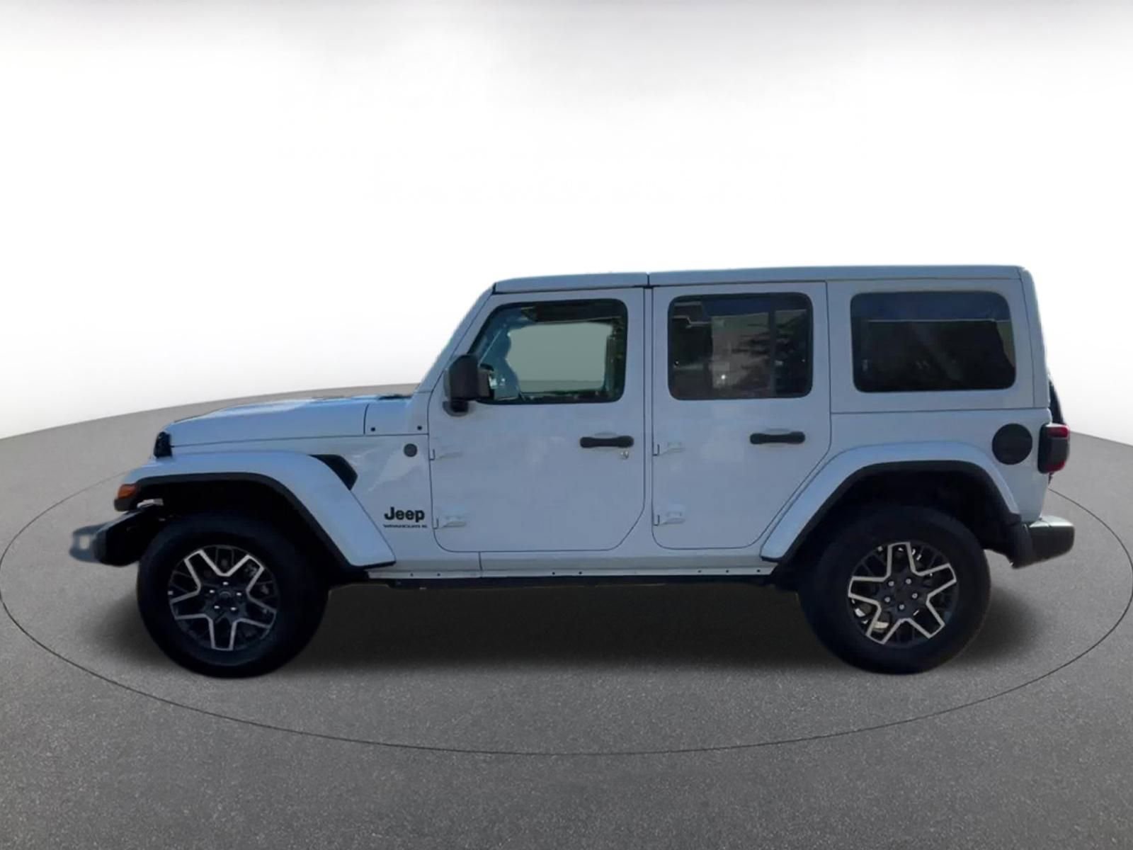Thumbnail: 2025 Jeep Wrangler - 9