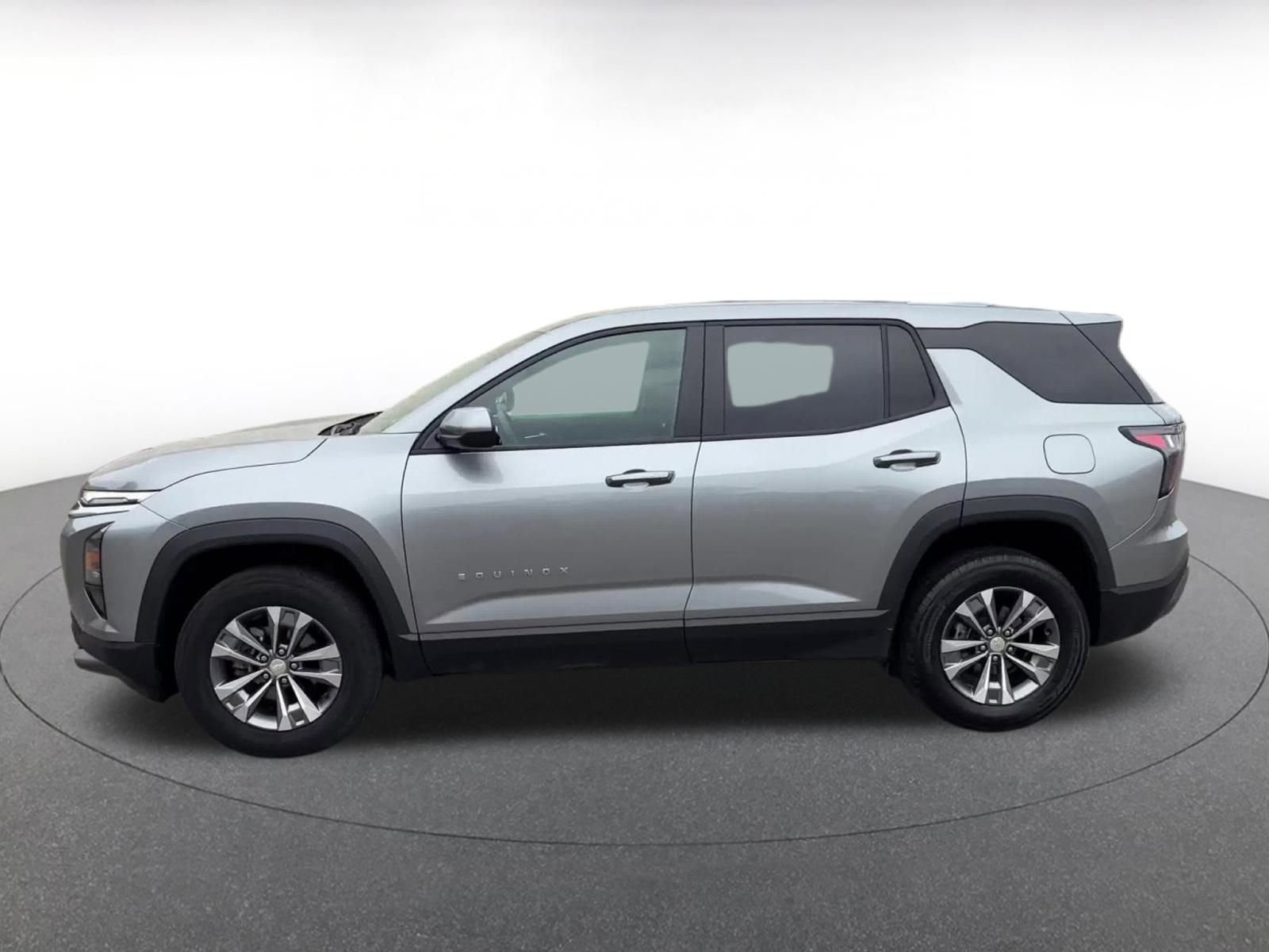 Thumbnail: 2025 Chevrolet Equinox - 9
