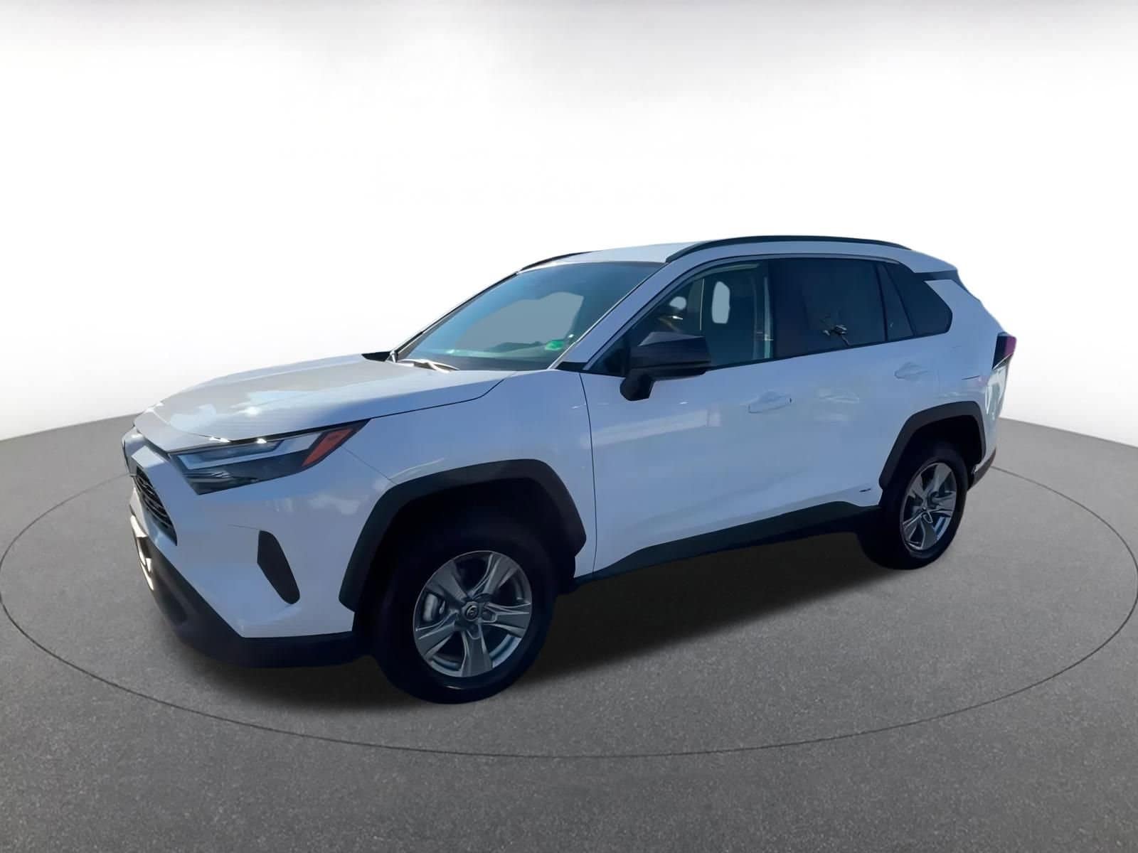Thumbnail: 2025 Toyota RAV4 - 8