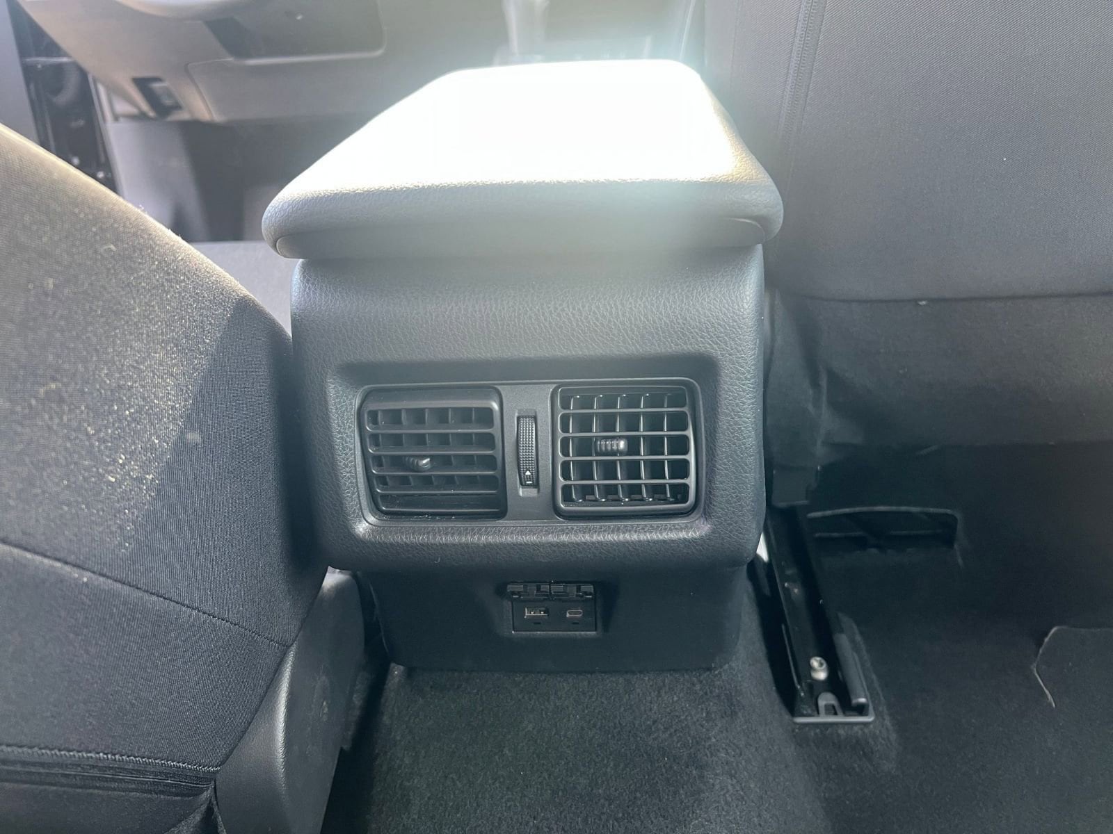 Thumbnail: 2025 Toyota Camry - 23