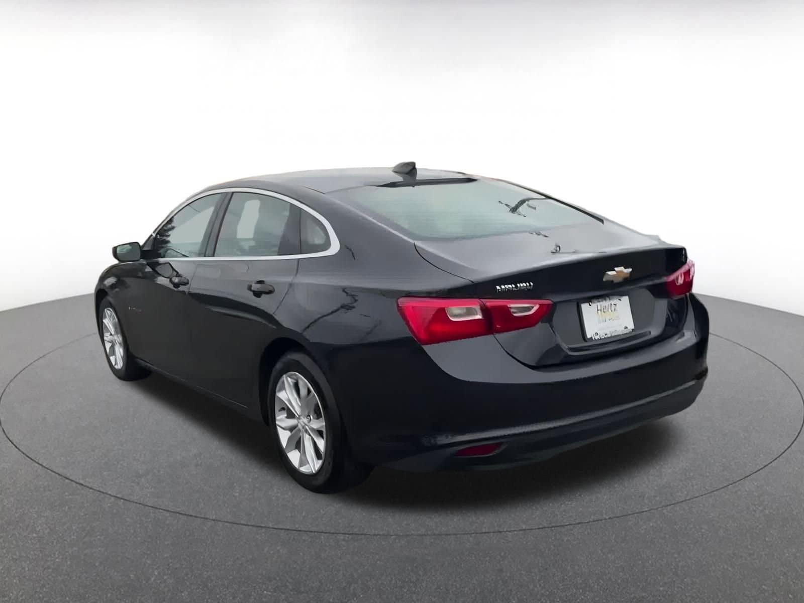 Thumbnail: 2023 Chevrolet Malibu - 11