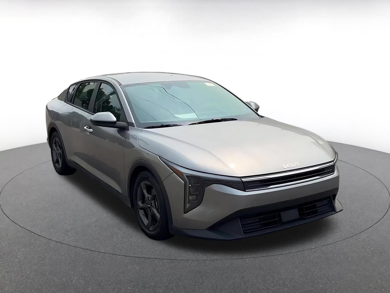 Thumbnail: 2025 Kia K4 - 3