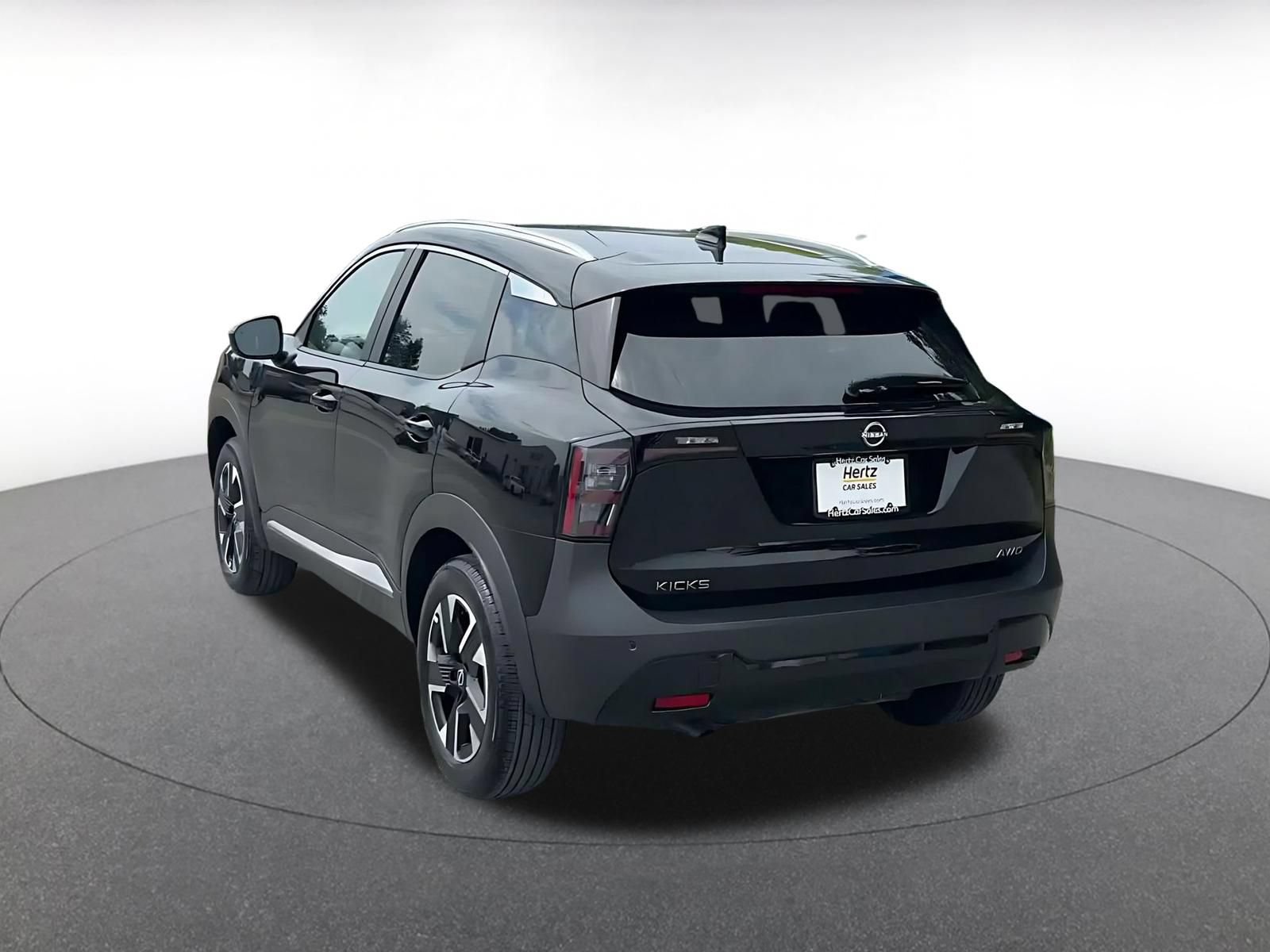 Thumbnail: 2026 Nissan Kicks - 9