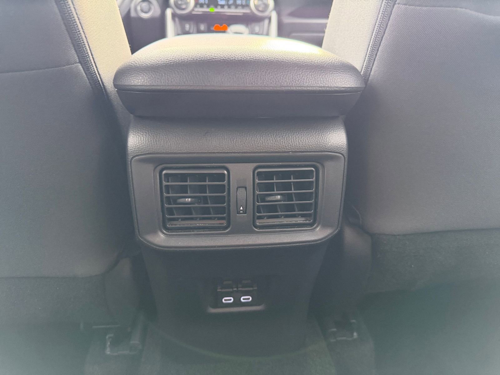 Thumbnail: 2025 Toyota RAV4 - 24