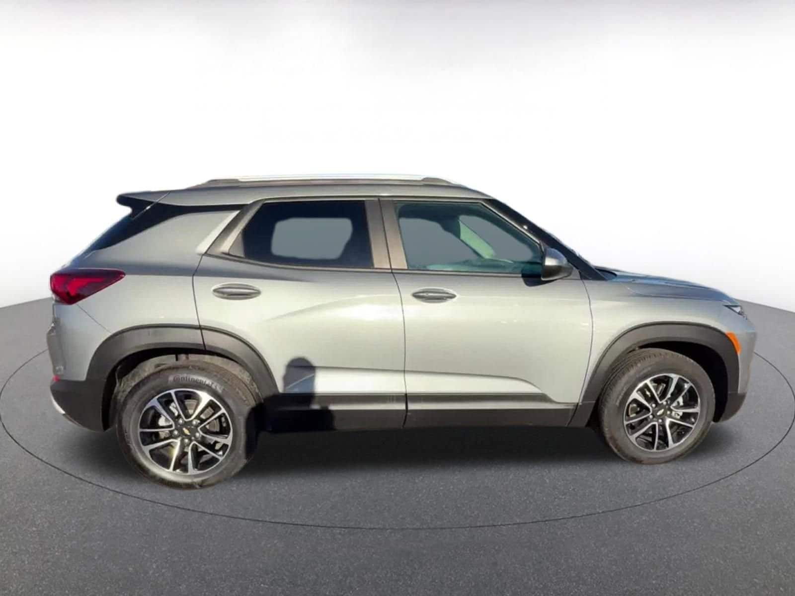 Thumbnail: 2025 Chevrolet TrailBlazer - 16