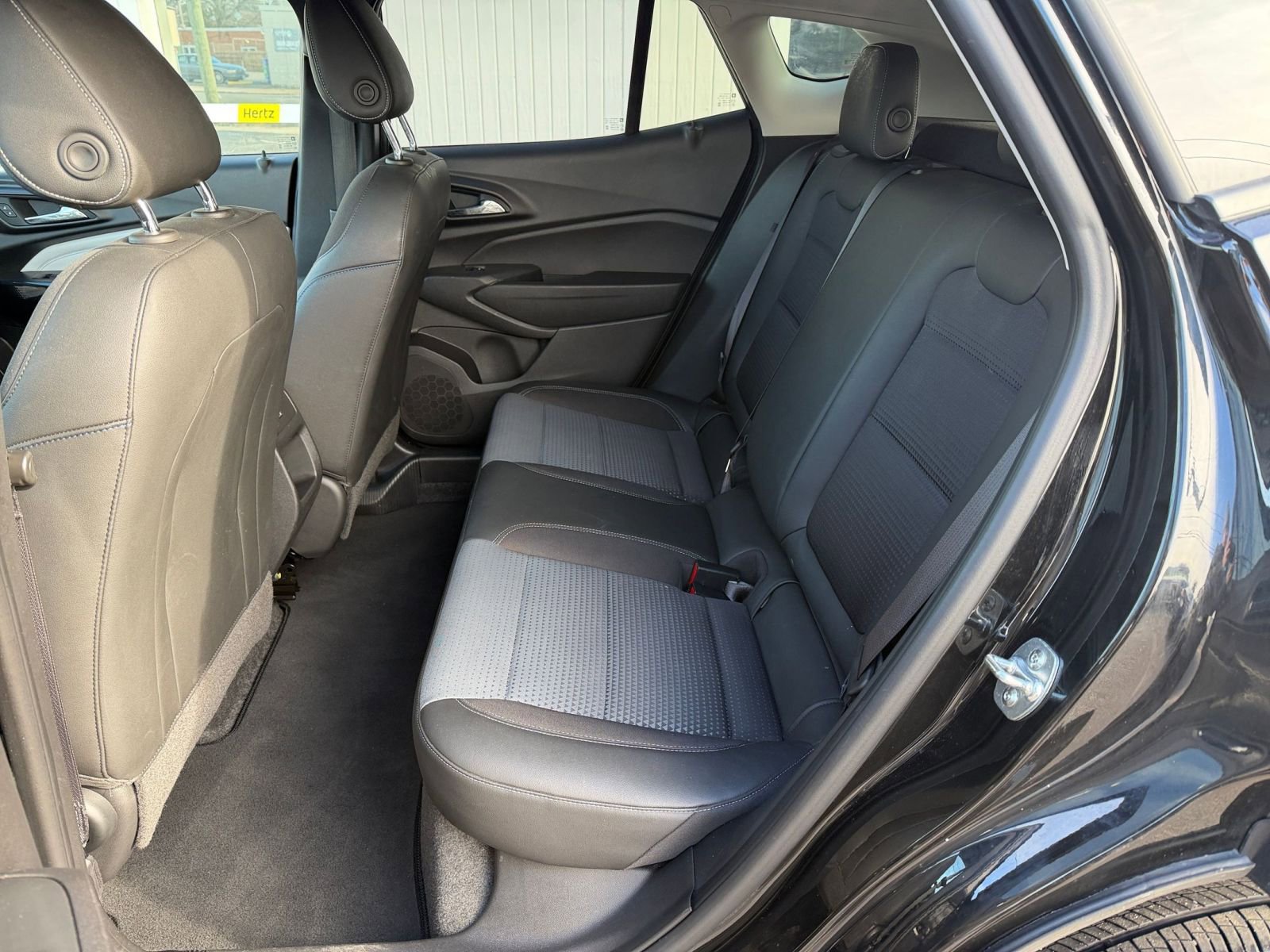 Thumbnail: 2025 Chevrolet Trax - 23