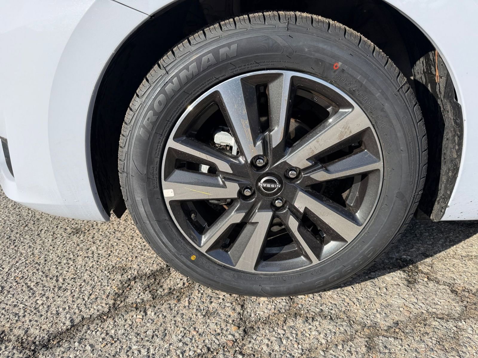 Thumbnail: 2025 Nissan Versa - 28