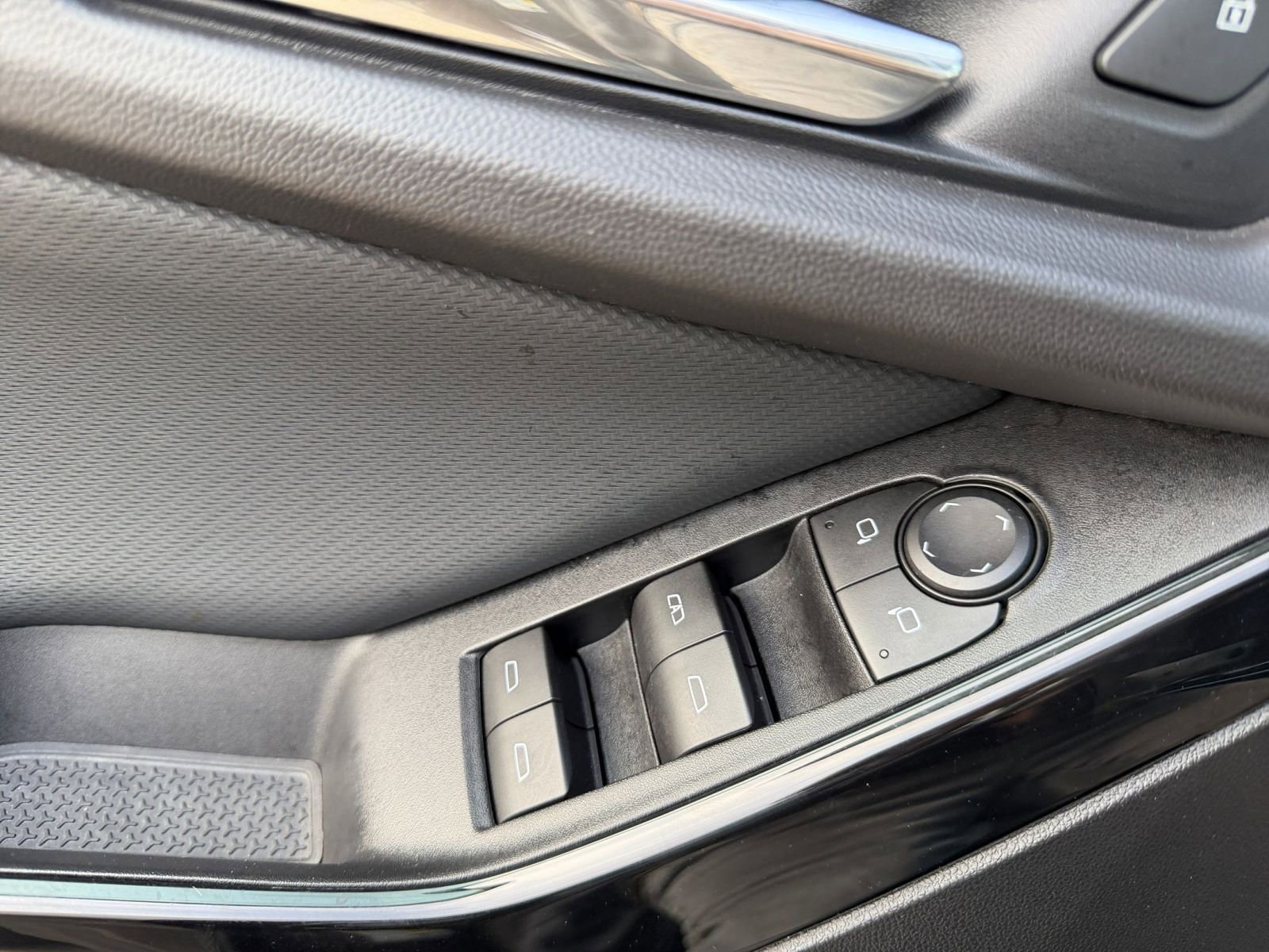 Thumbnail: 2025 Chevrolet Equinox - 20