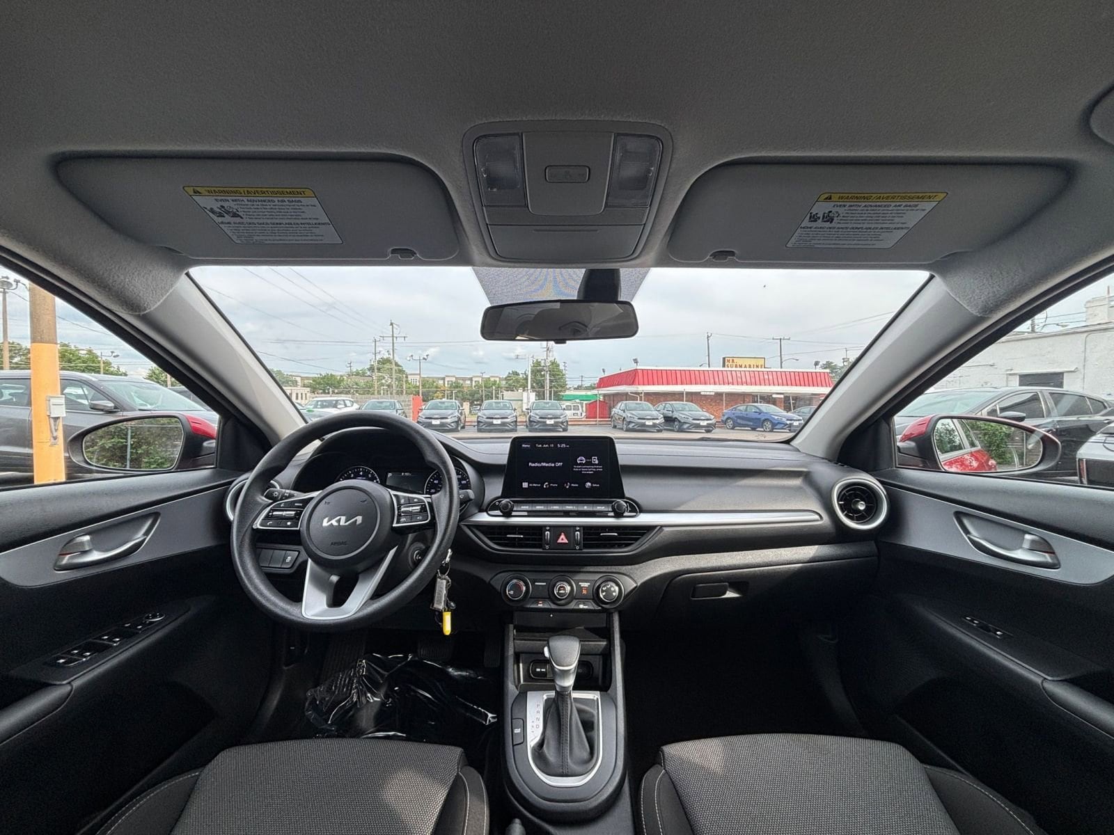 2024 Kia Forte LXS 31