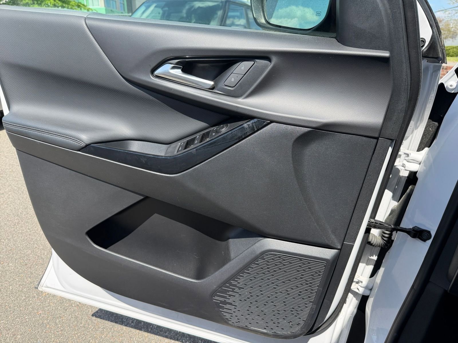 Thumbnail: 2025 Chevrolet Equinox - 18