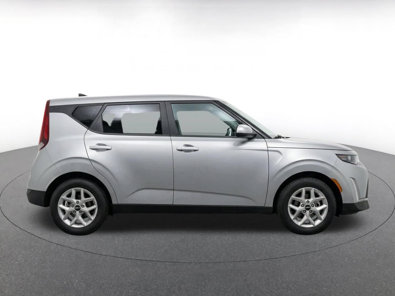 Thumbnail: 2025 Kia Soul - 8