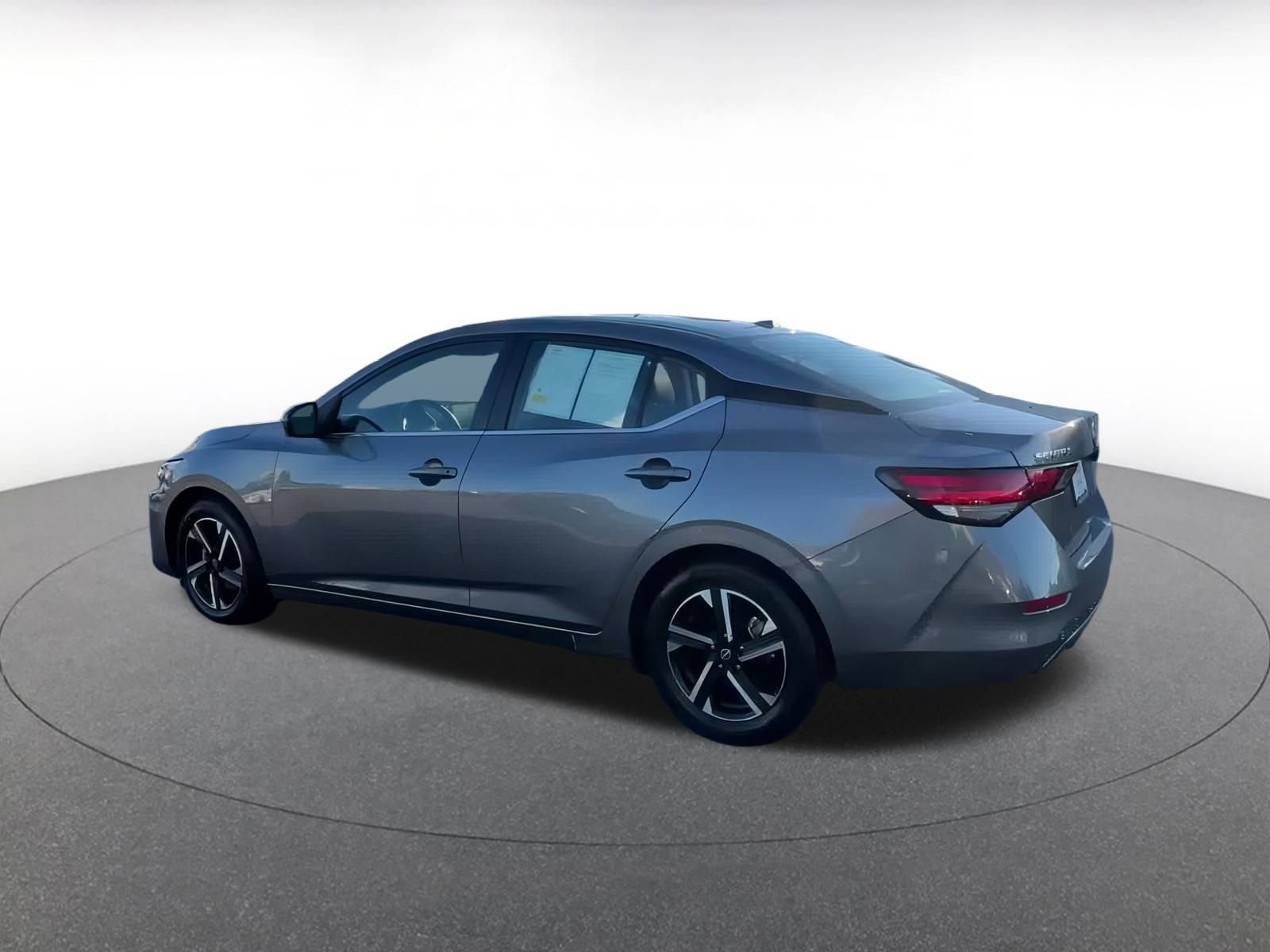 Thumbnail: 2024 Nissan Sentra - 10