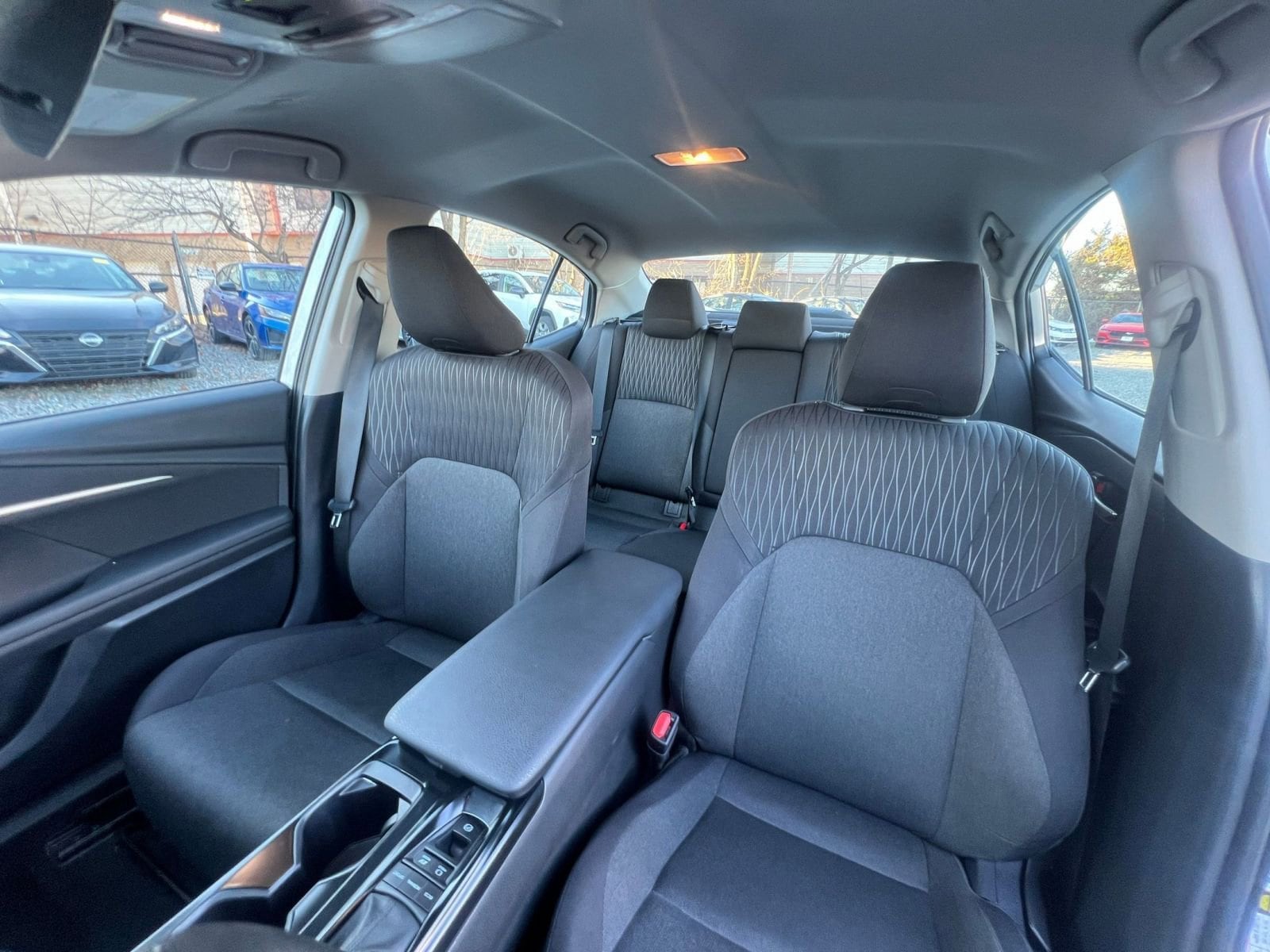 Thumbnail: 2025 Toyota Camry - 35