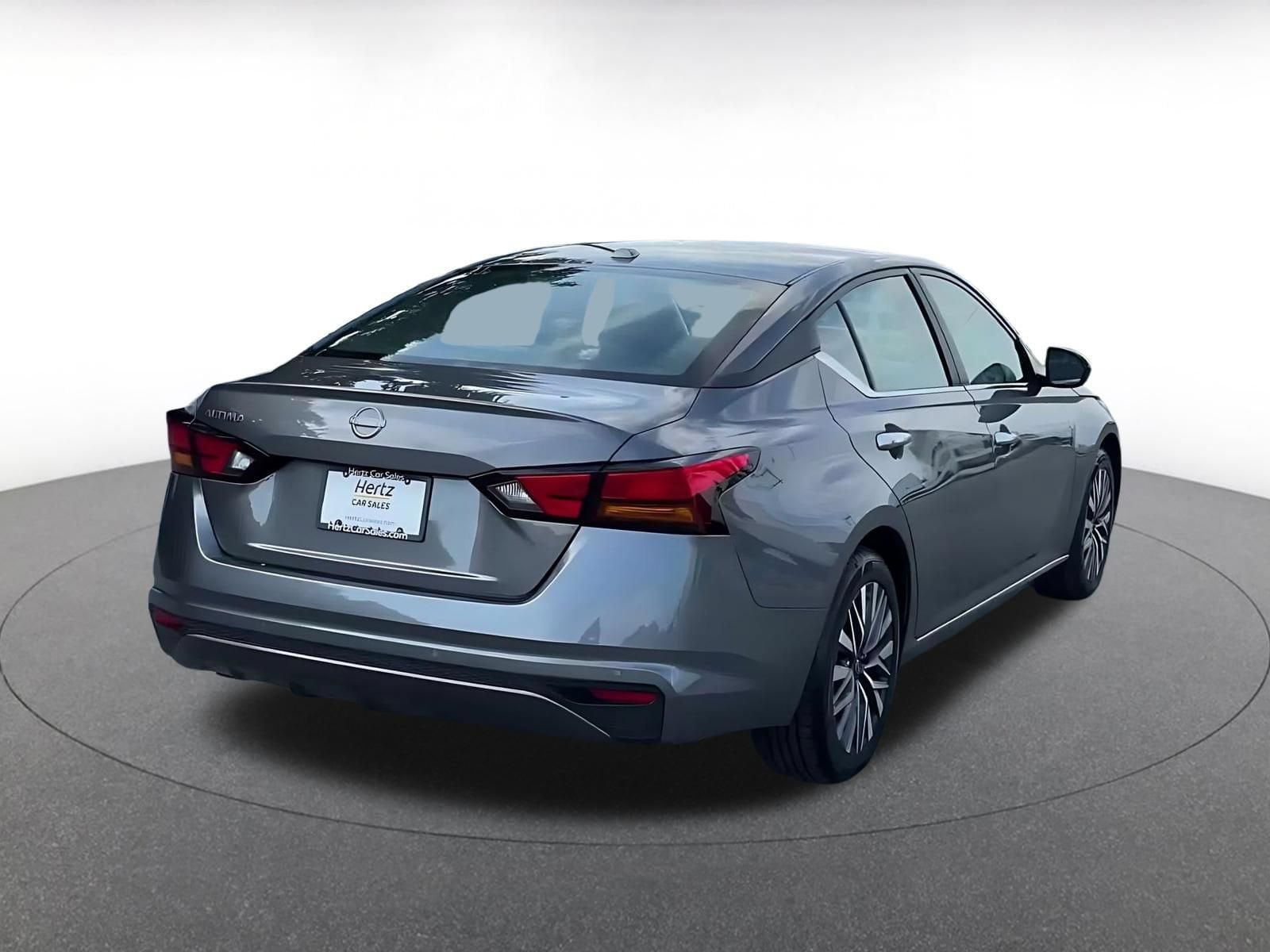 Thumbnail: 2025 Nissan Altima - 13