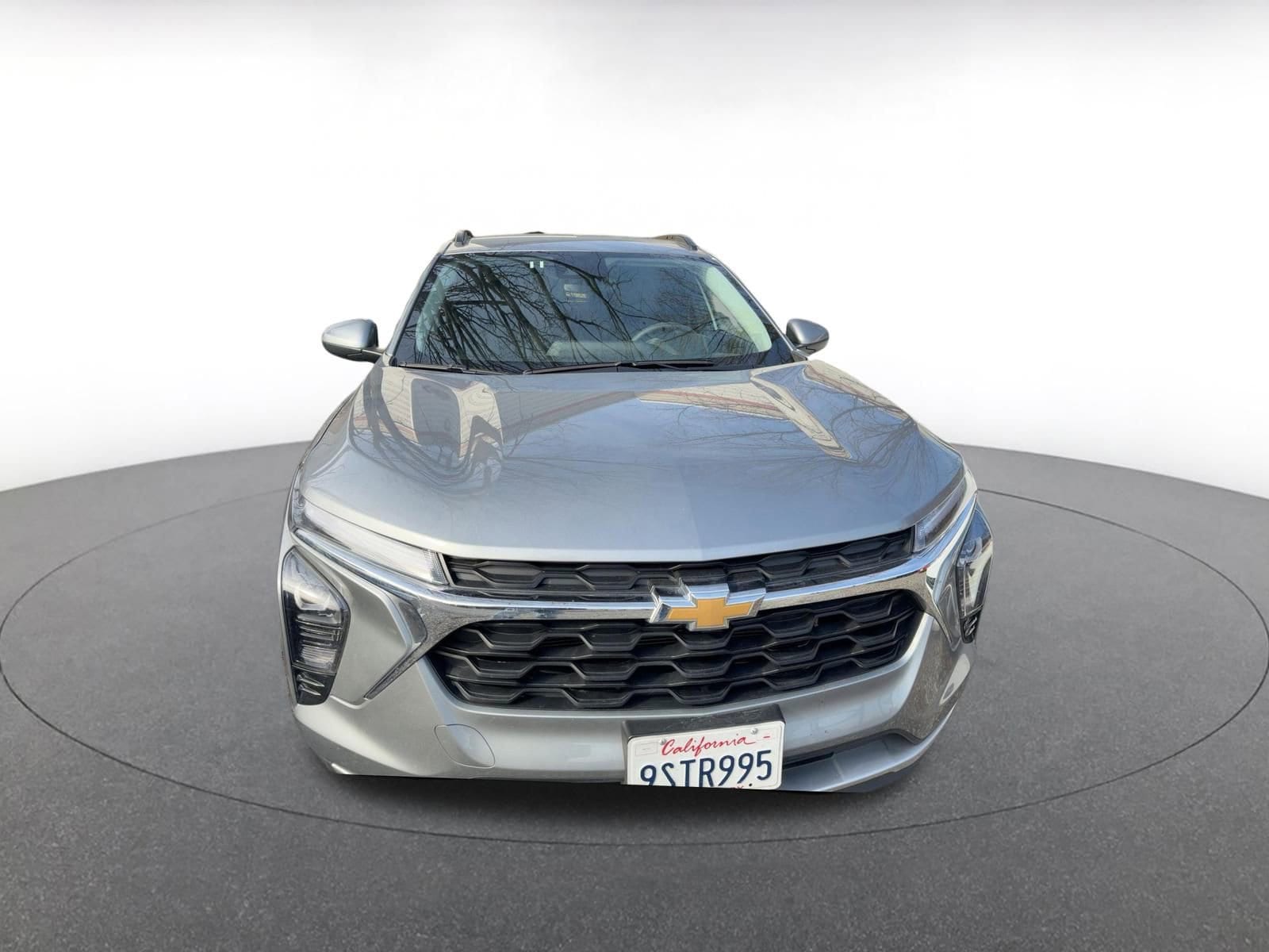 Thumbnail: 2025 Chevrolet Trax - 3