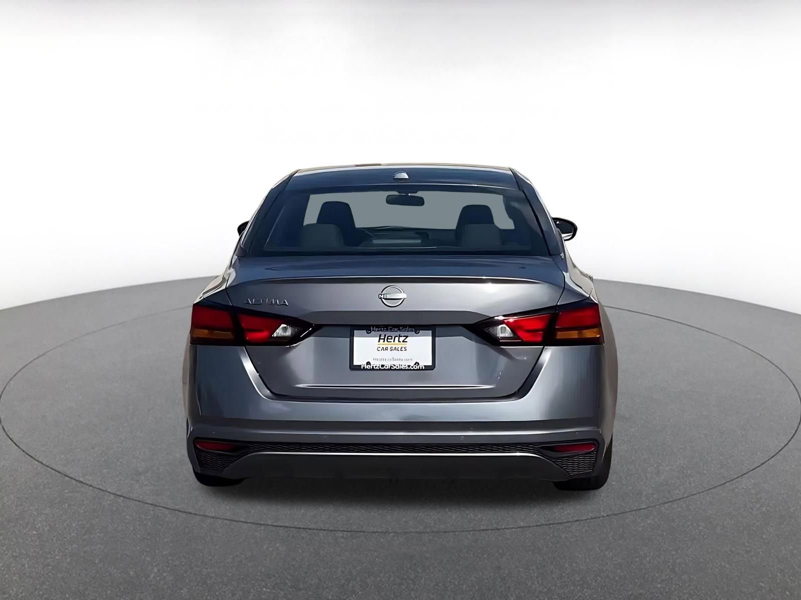 Thumbnail: 2025 Nissan Altima - 12