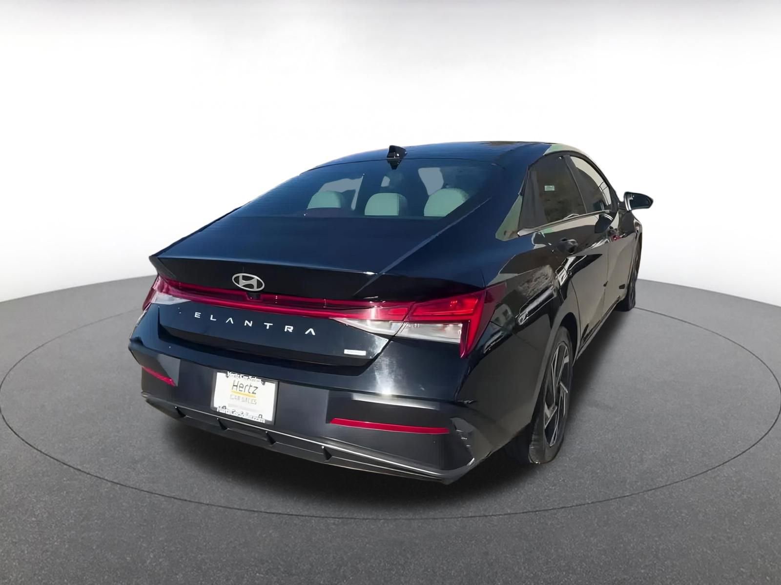 Thumbnail: 2025 Hyundai Elantra - 12