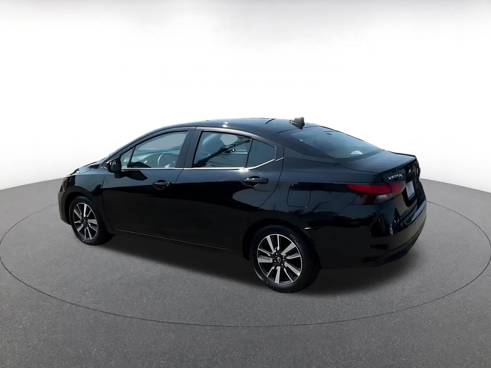 Thumbnail: 2025 Nissan Versa - 9