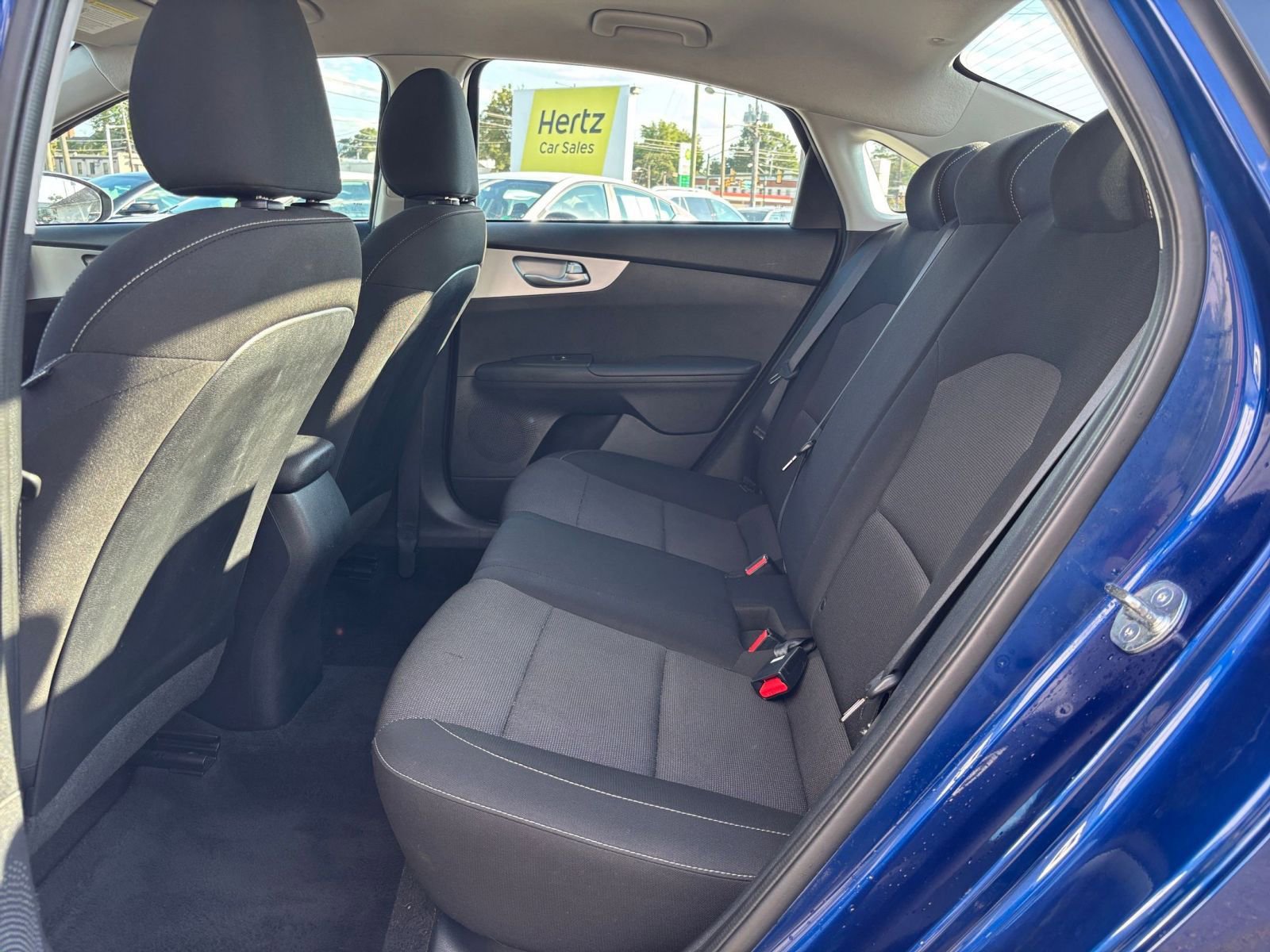 Thumbnail: 2023 Kia Forte - 23
