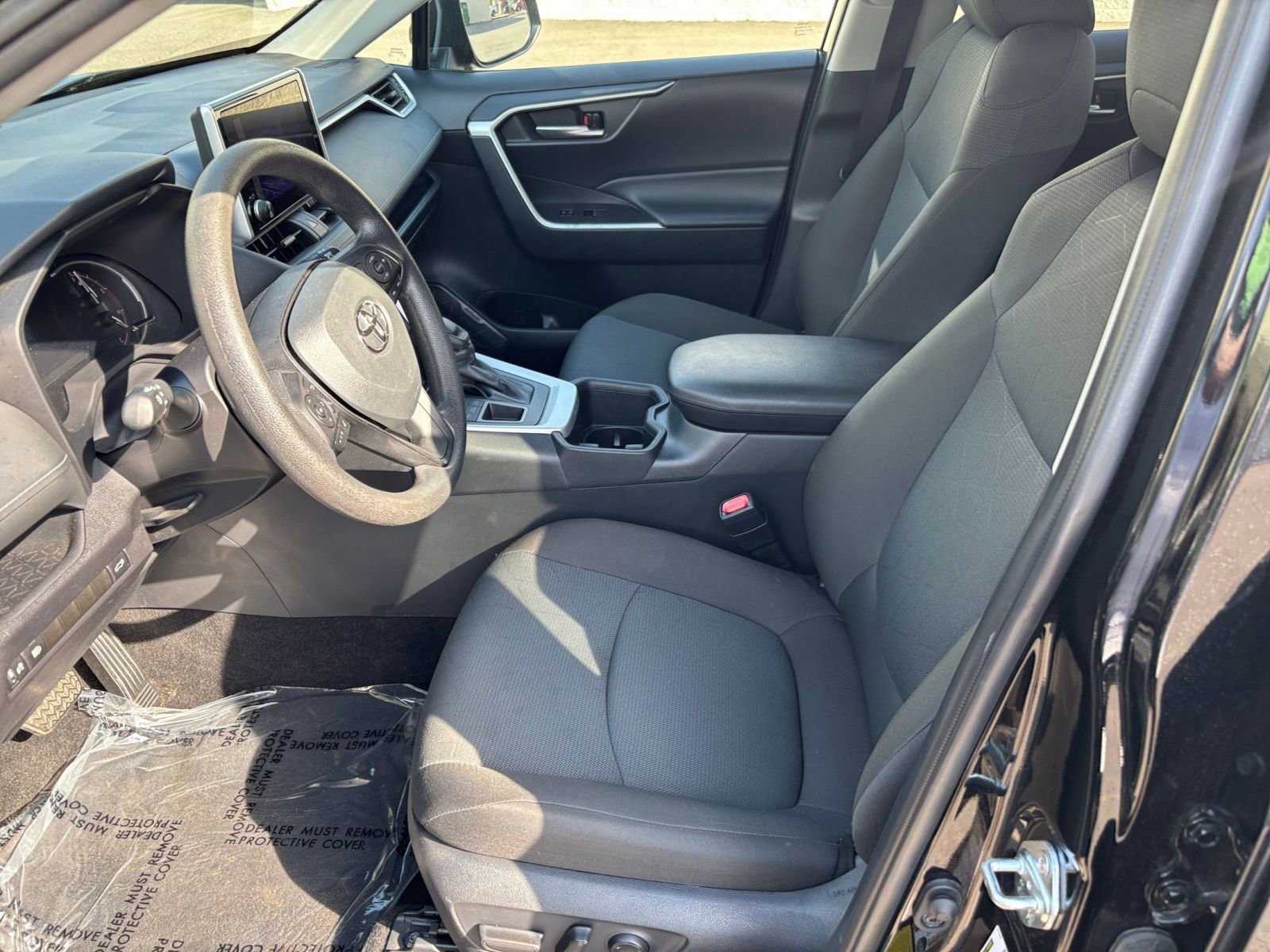 Thumbnail: 2025 Toyota RAV4 - 28