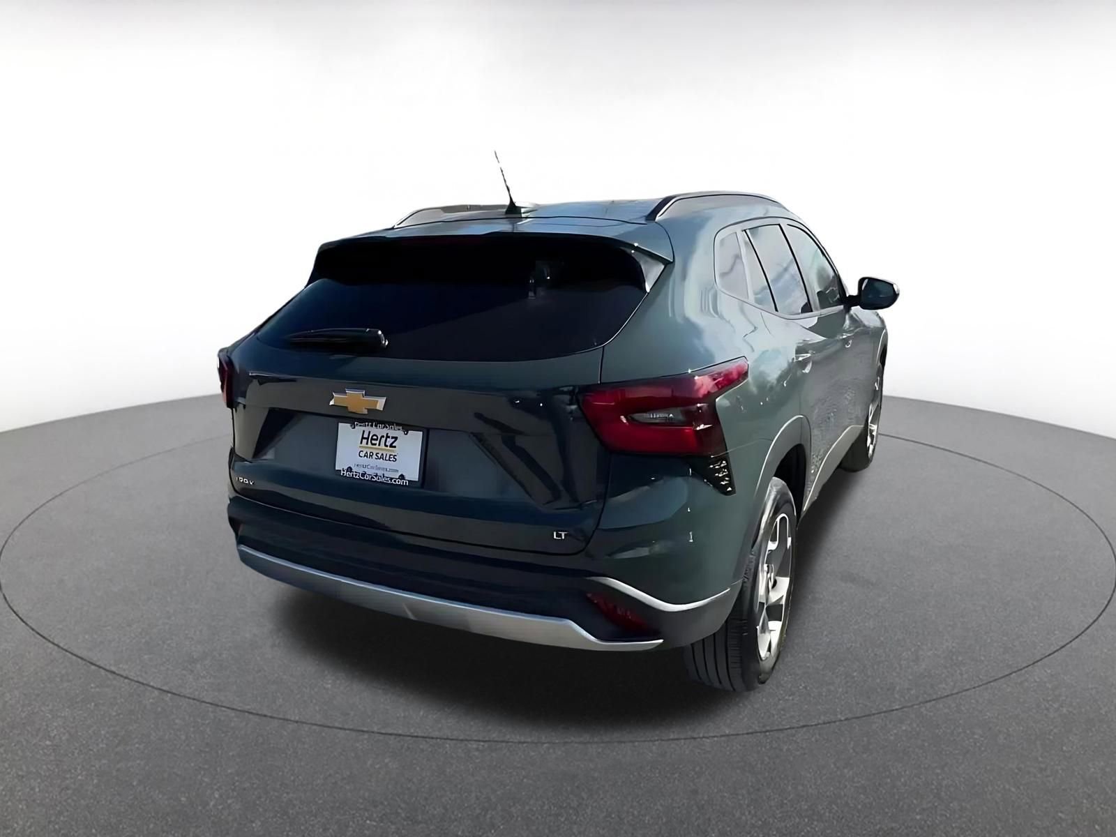 Thumbnail: 2025 Chevrolet Trax - 15