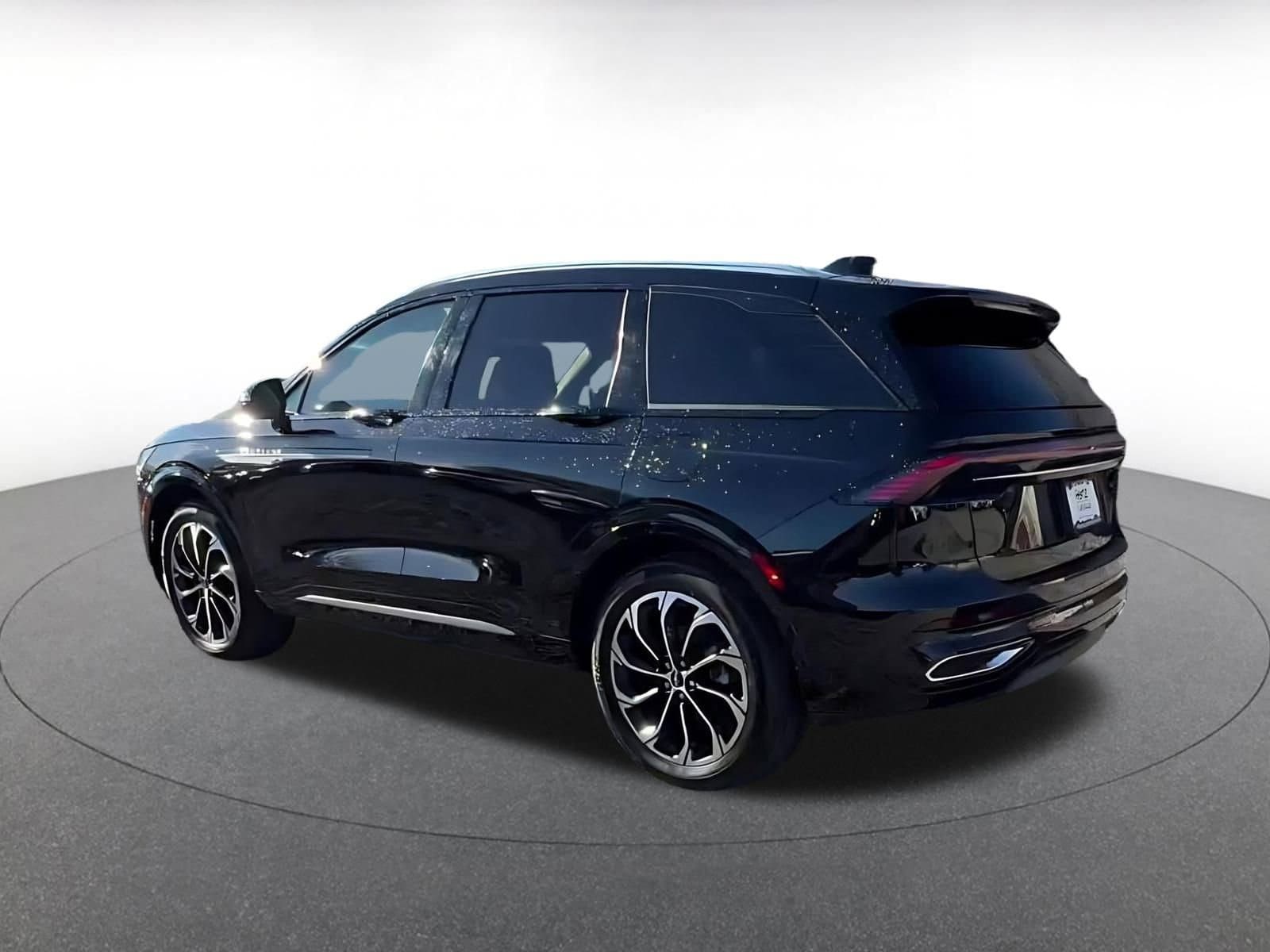 Thumbnail: 2024 Lincoln Nautilus - 10