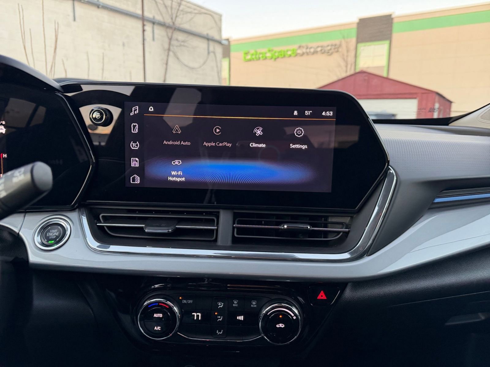 Thumbnail: 2025 Chevrolet Trax - 18