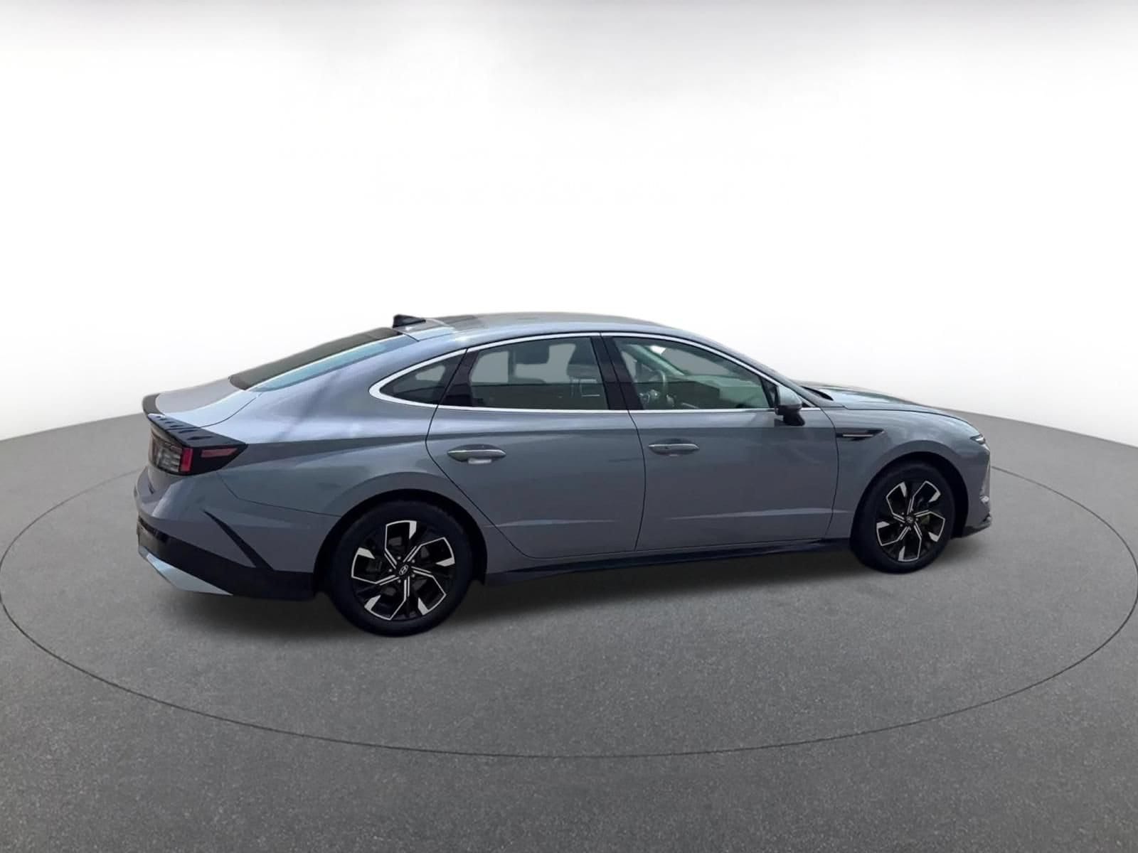 Thumbnail: 2025 Hyundai Sonata - 12