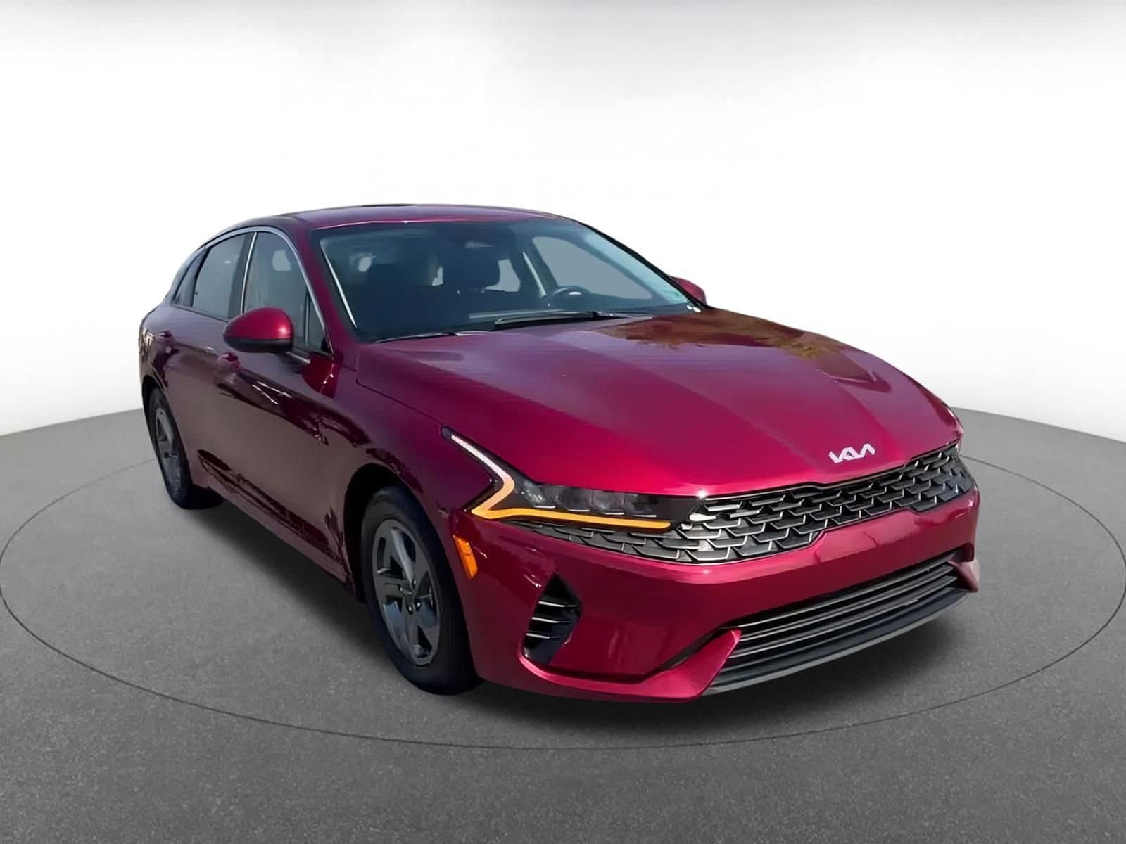 Thumbnail: 2023 Kia K5 - 3