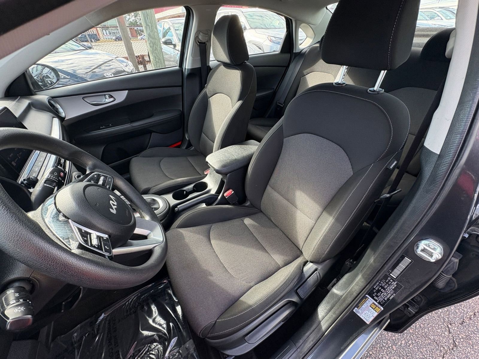 Thumbnail: 2024 Kia Forte - 34