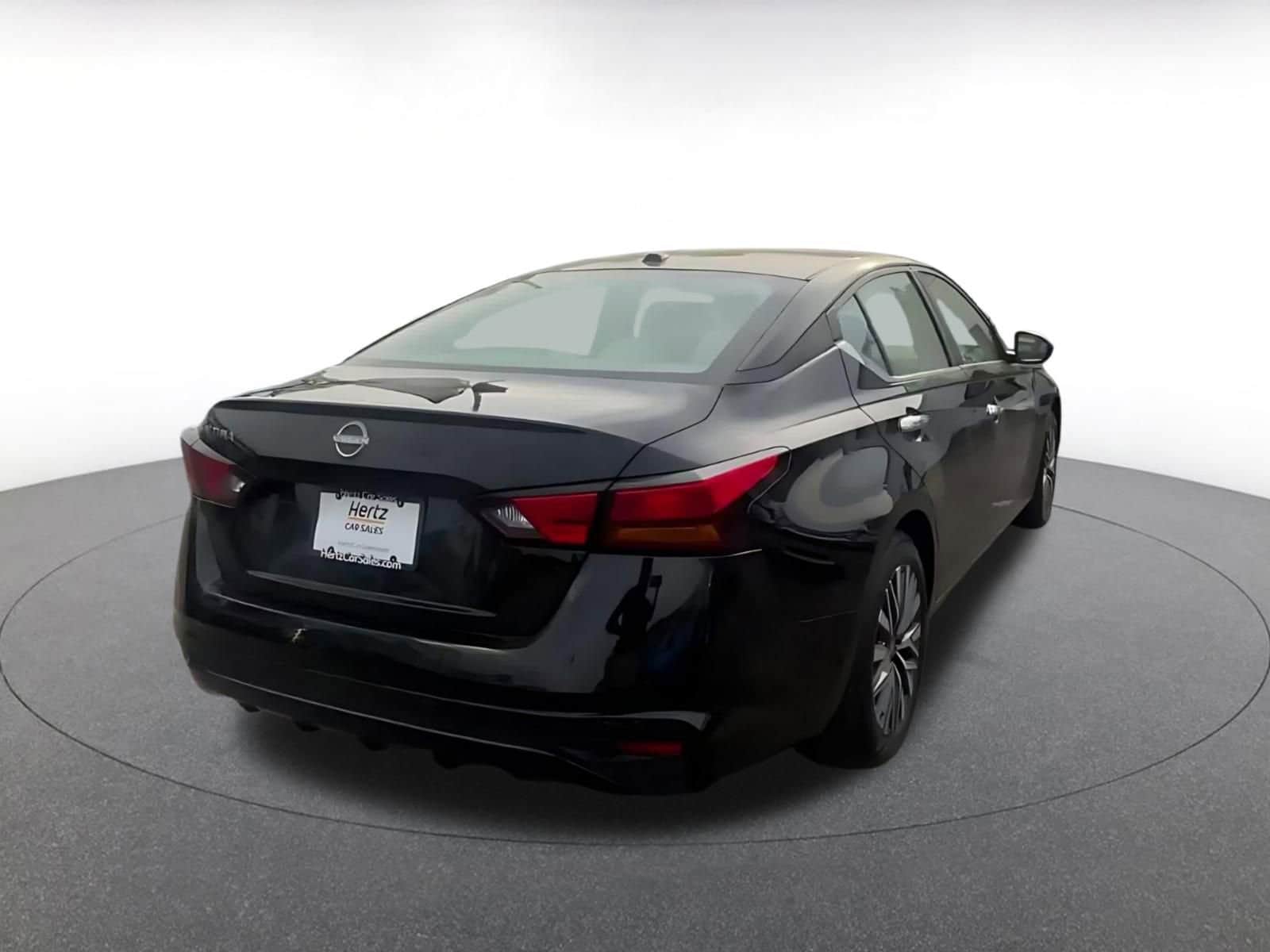 Thumbnail: 2025 Nissan Altima - 14
