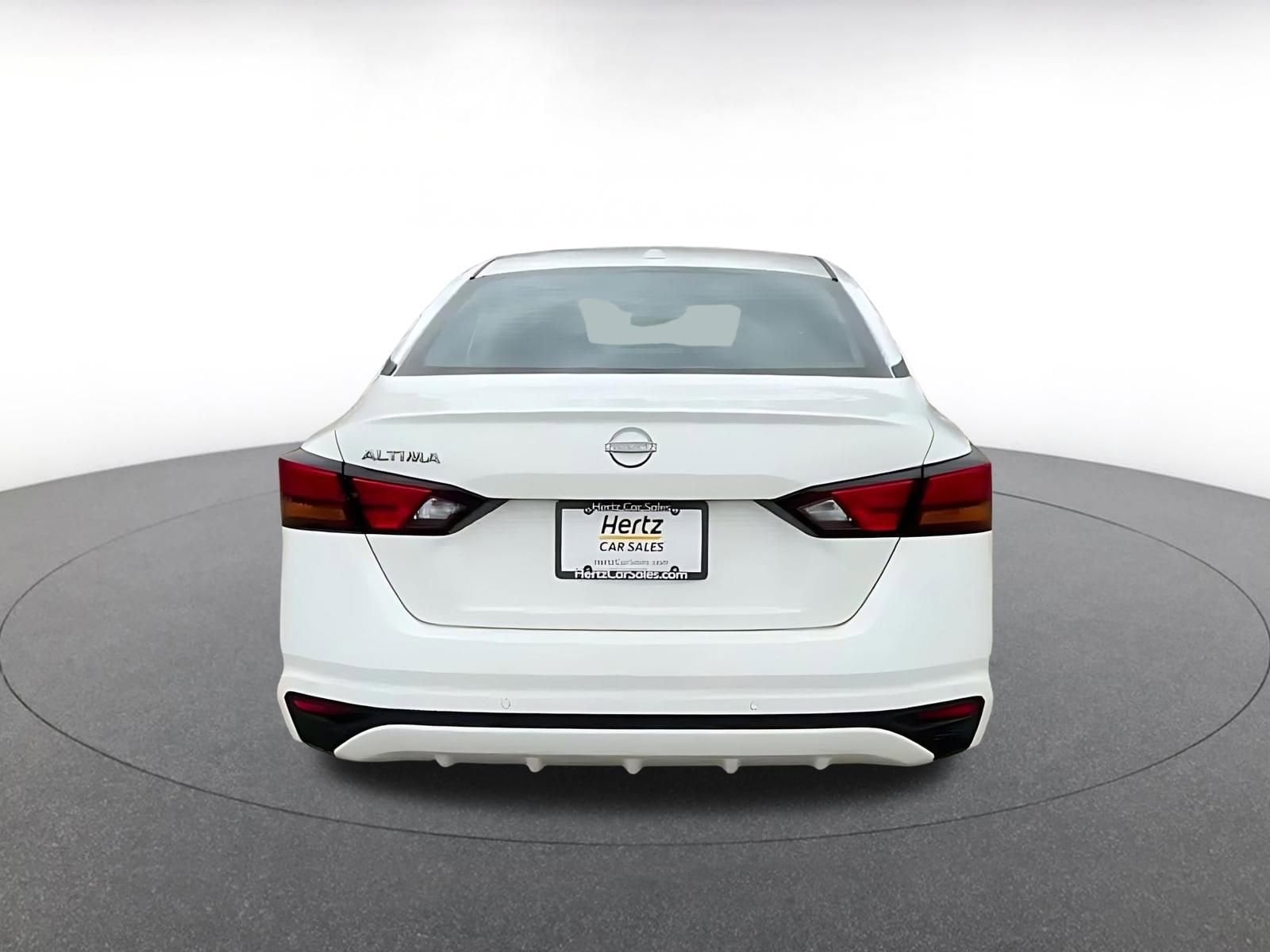 Thumbnail: 2025 Nissan Altima - 12