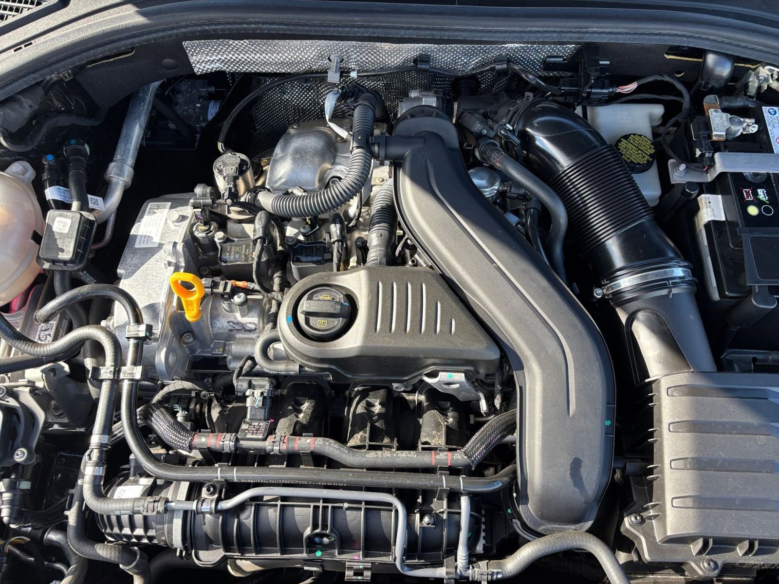 Thumbnail: 2025 Volkswagen Jetta - 30