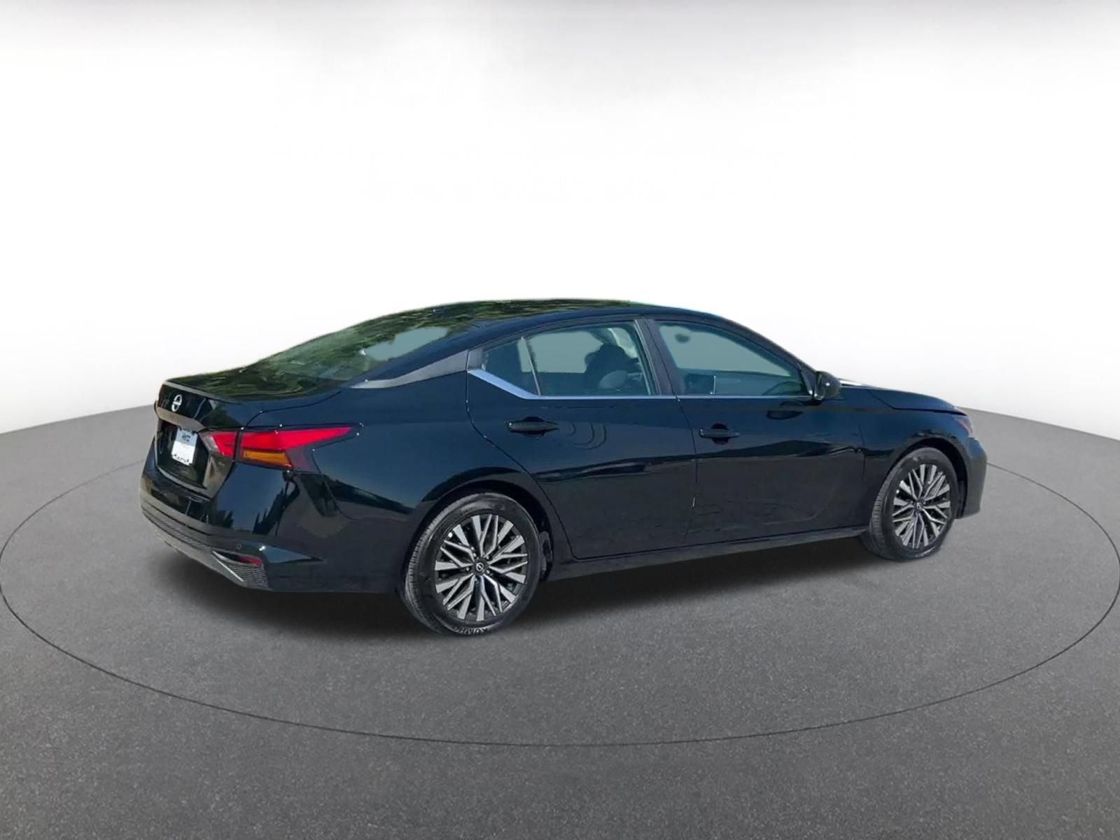 Thumbnail: 2026 Nissan Altima - 13