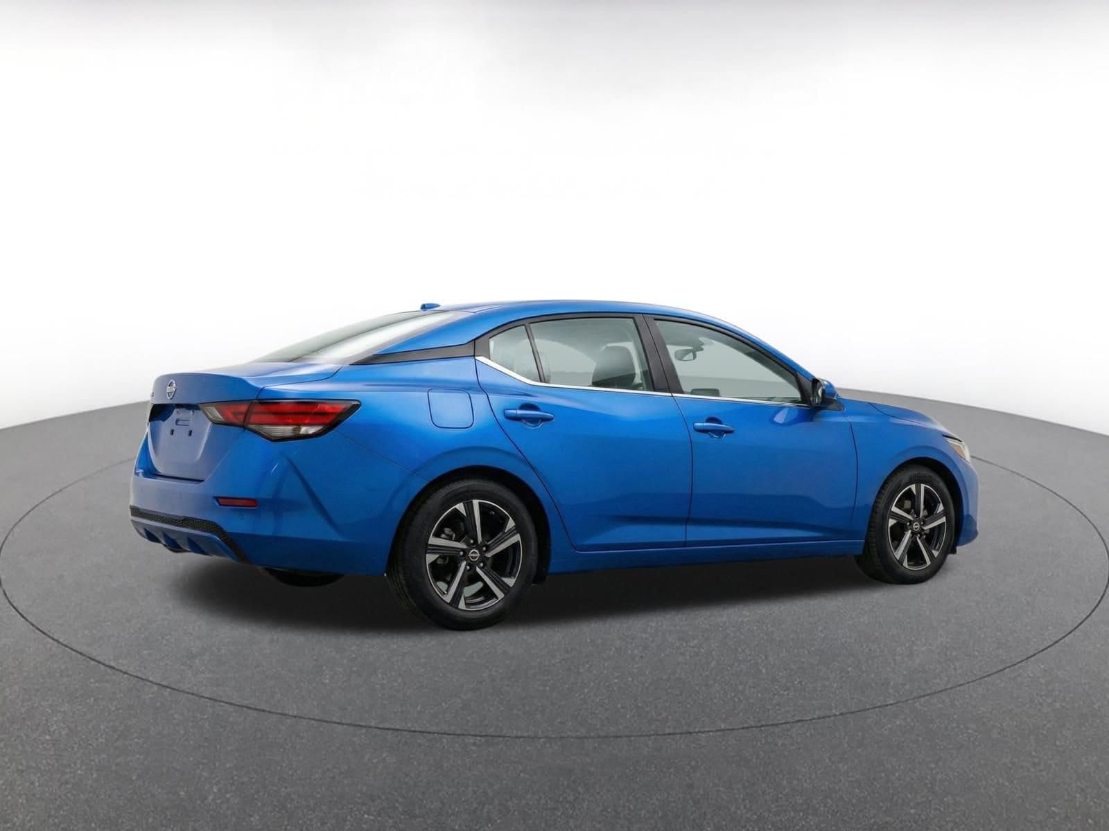 Thumbnail: 2025 Nissan Sentra - 9